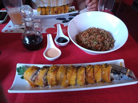 All sushi image 1