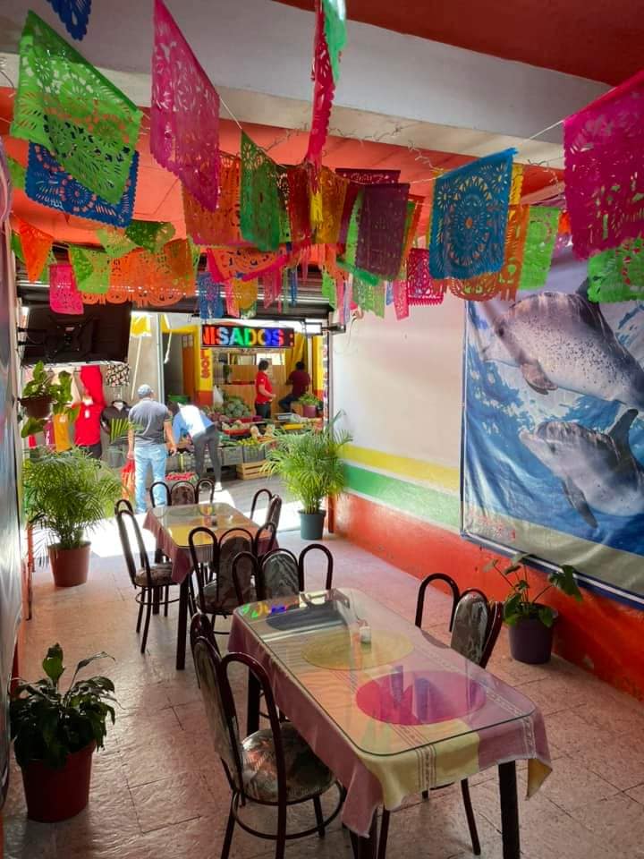 Marisquería La Almeja image 1