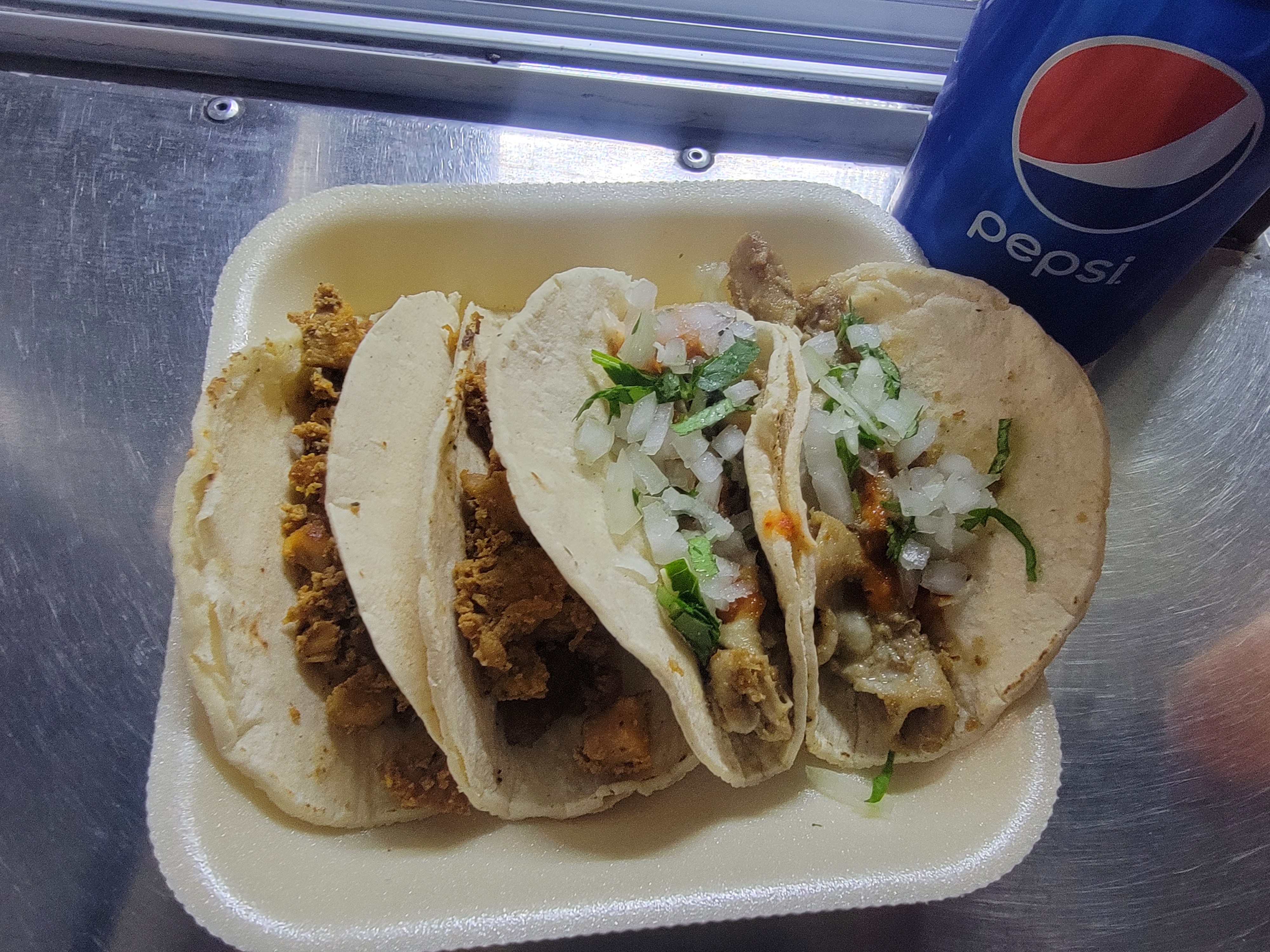 Taquería "El Vagón" image 6