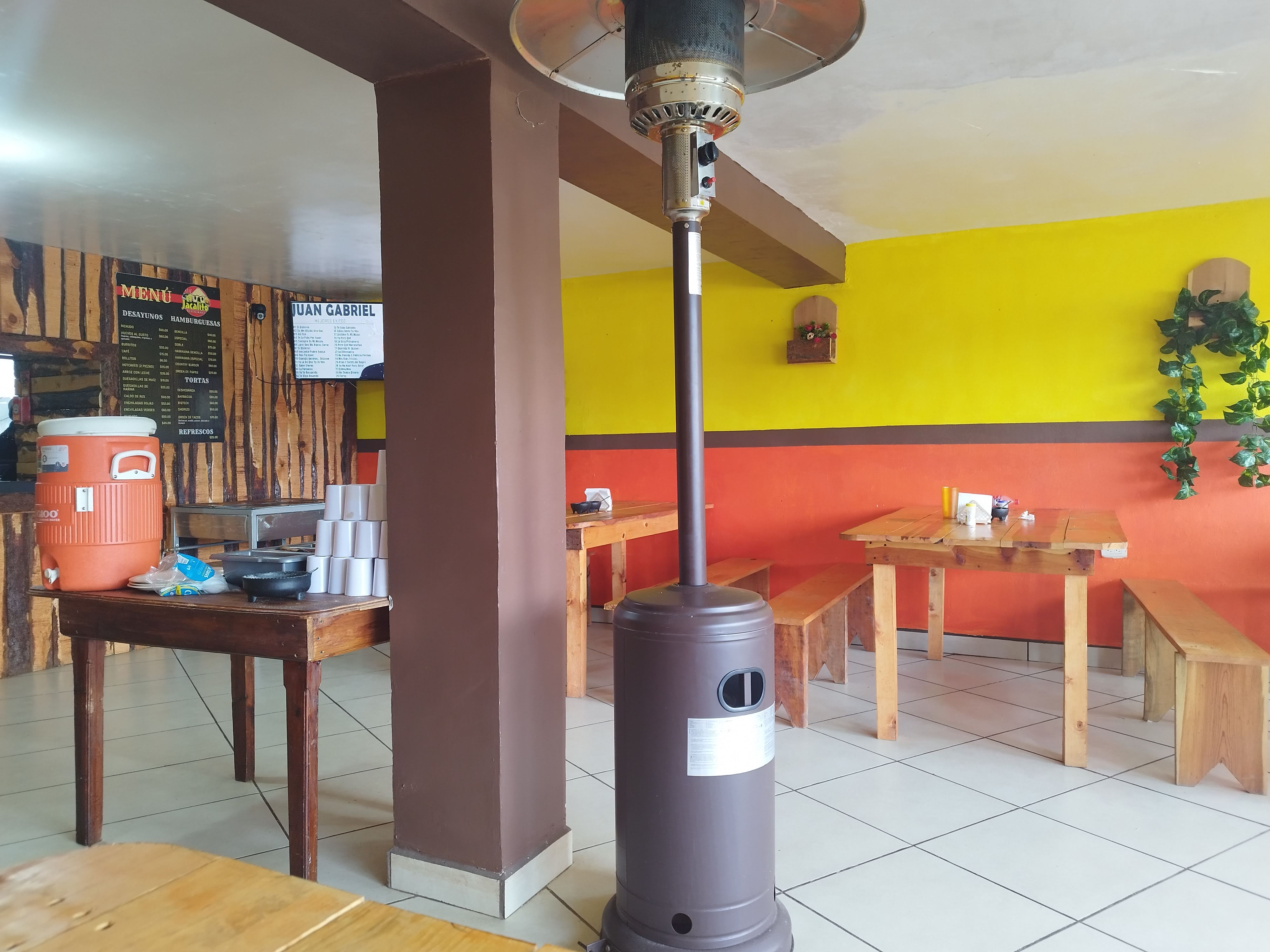 EL JACALITO RESTAURANT image 7