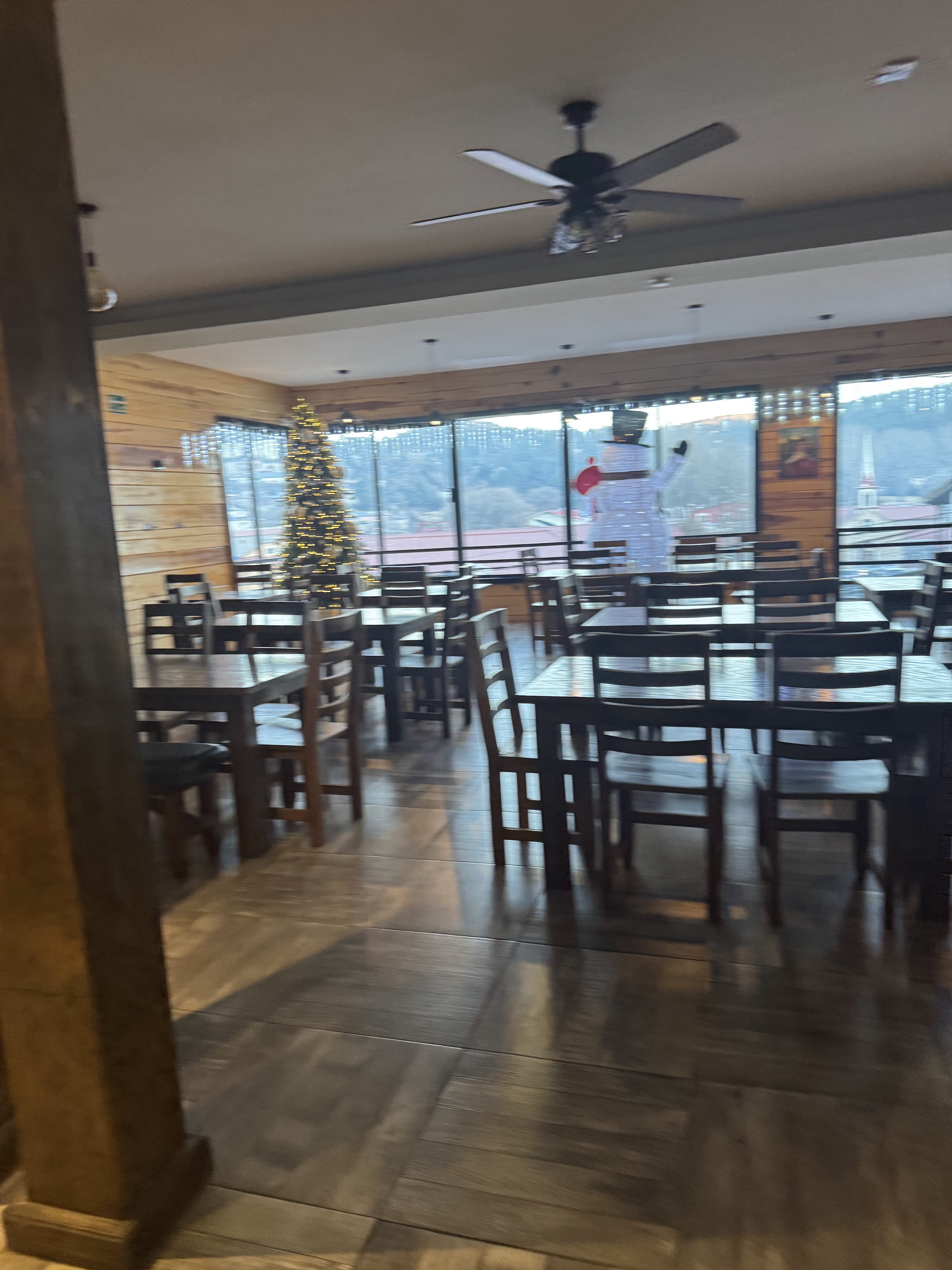 RESTAURANTE LA CABAÑA image 9