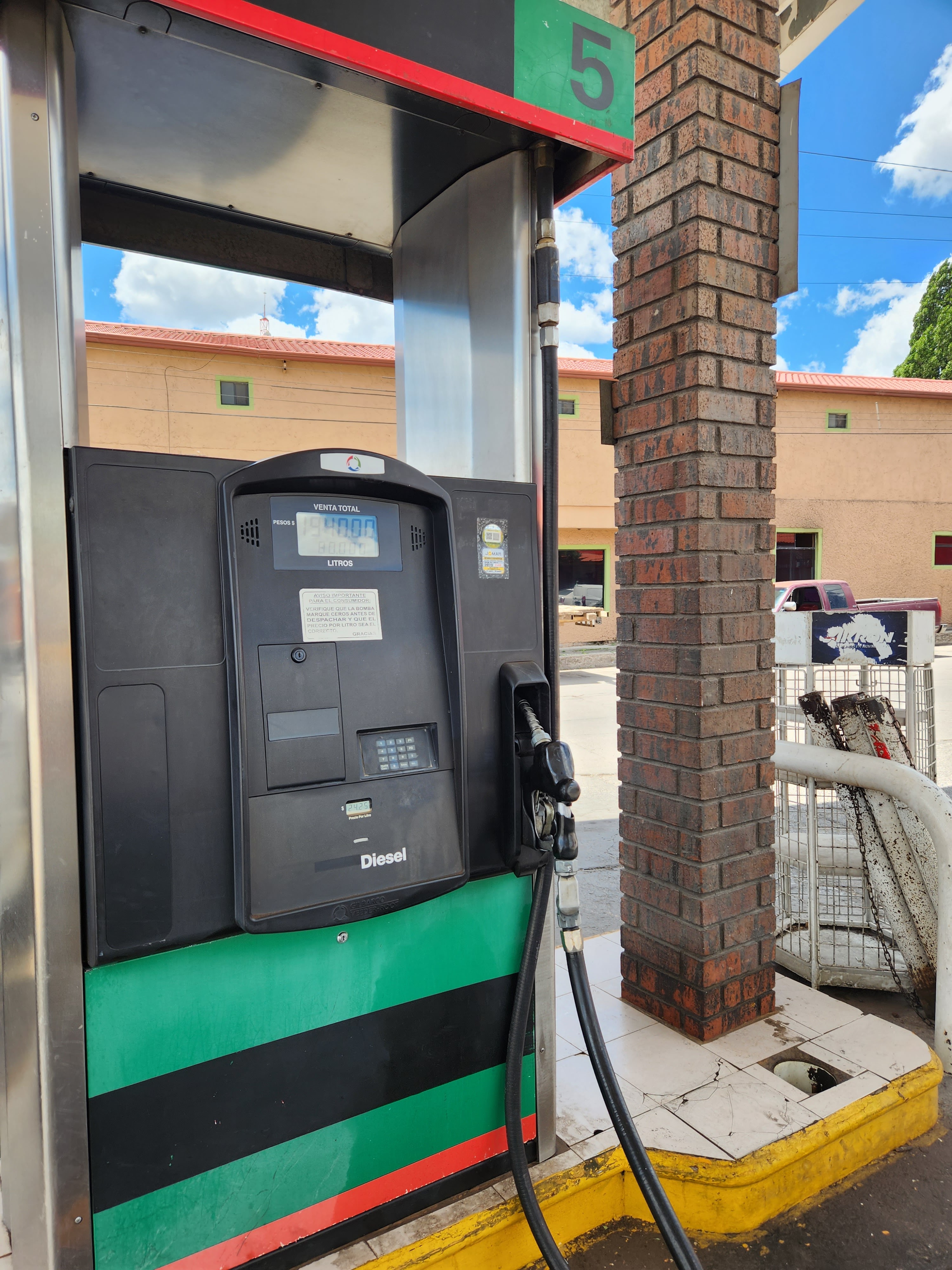 Hotel y restaurante de la sierra image 9