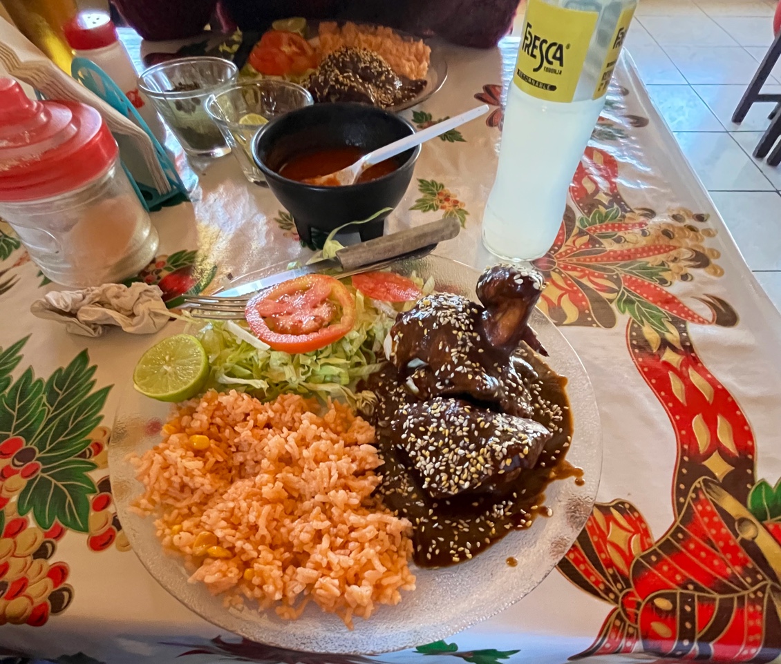 El Pollito pio" image 4