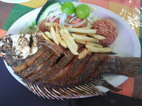 Pescaderia La Fronteriza image 1