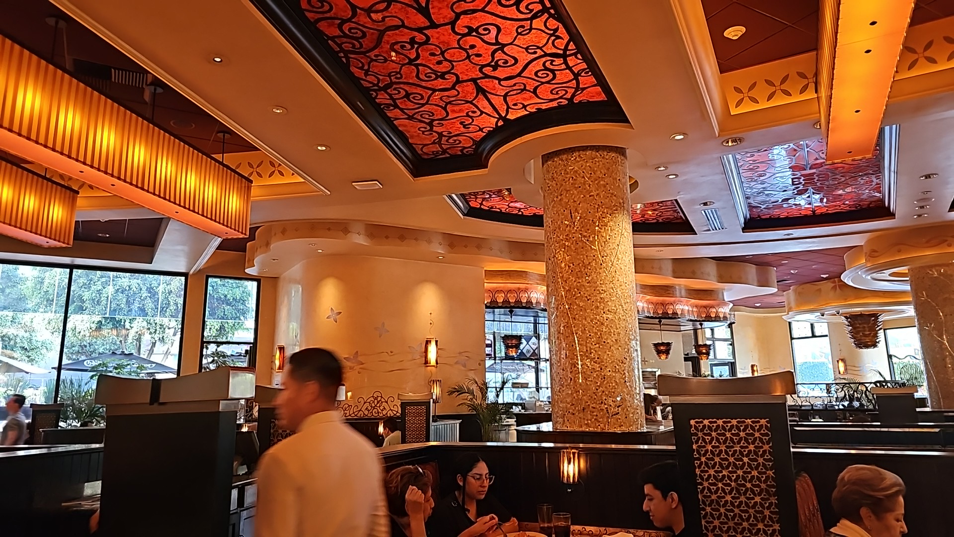The Cheesecake Factory image 4