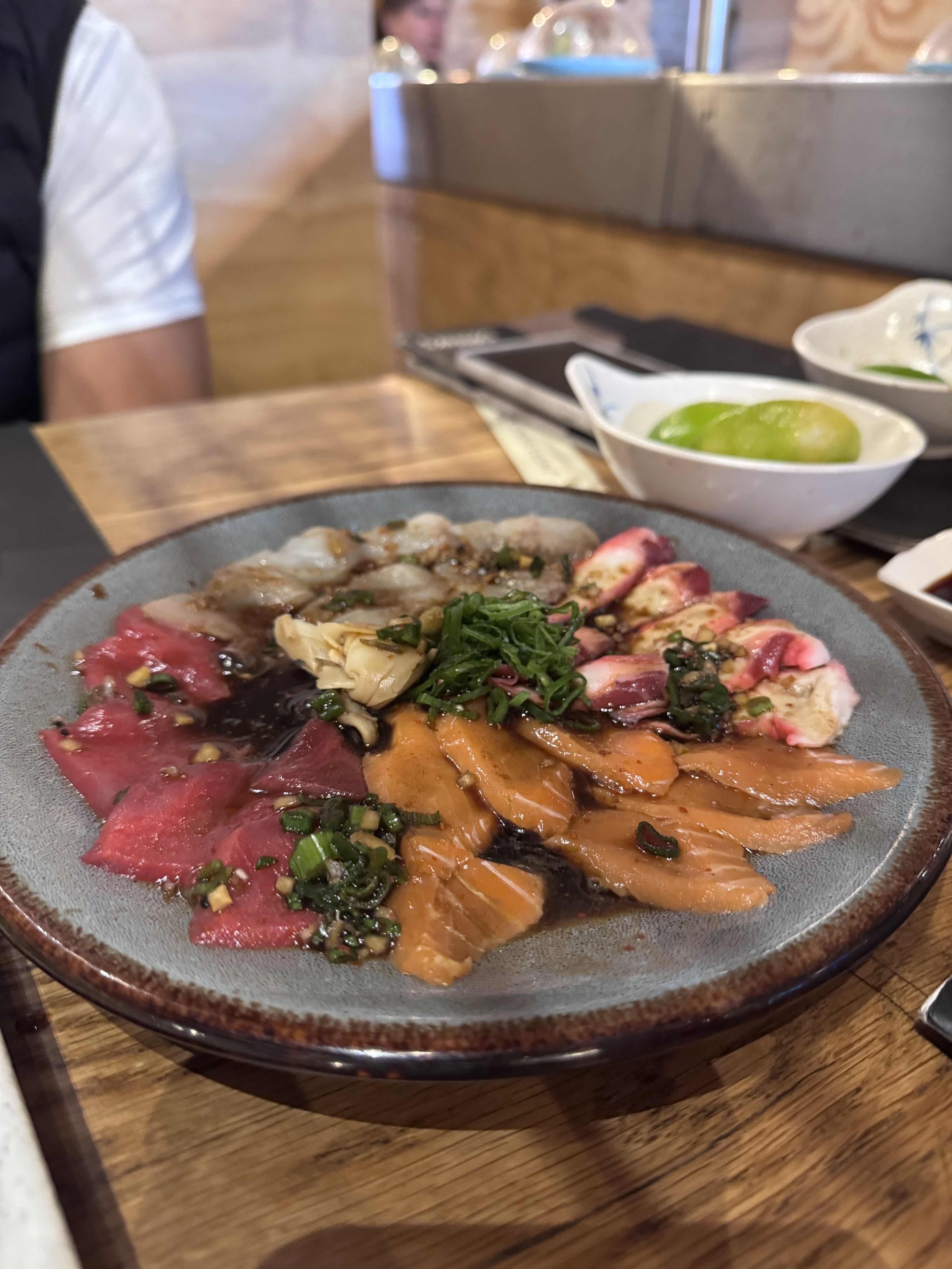 Izakaya Sushi Interlomas image 3