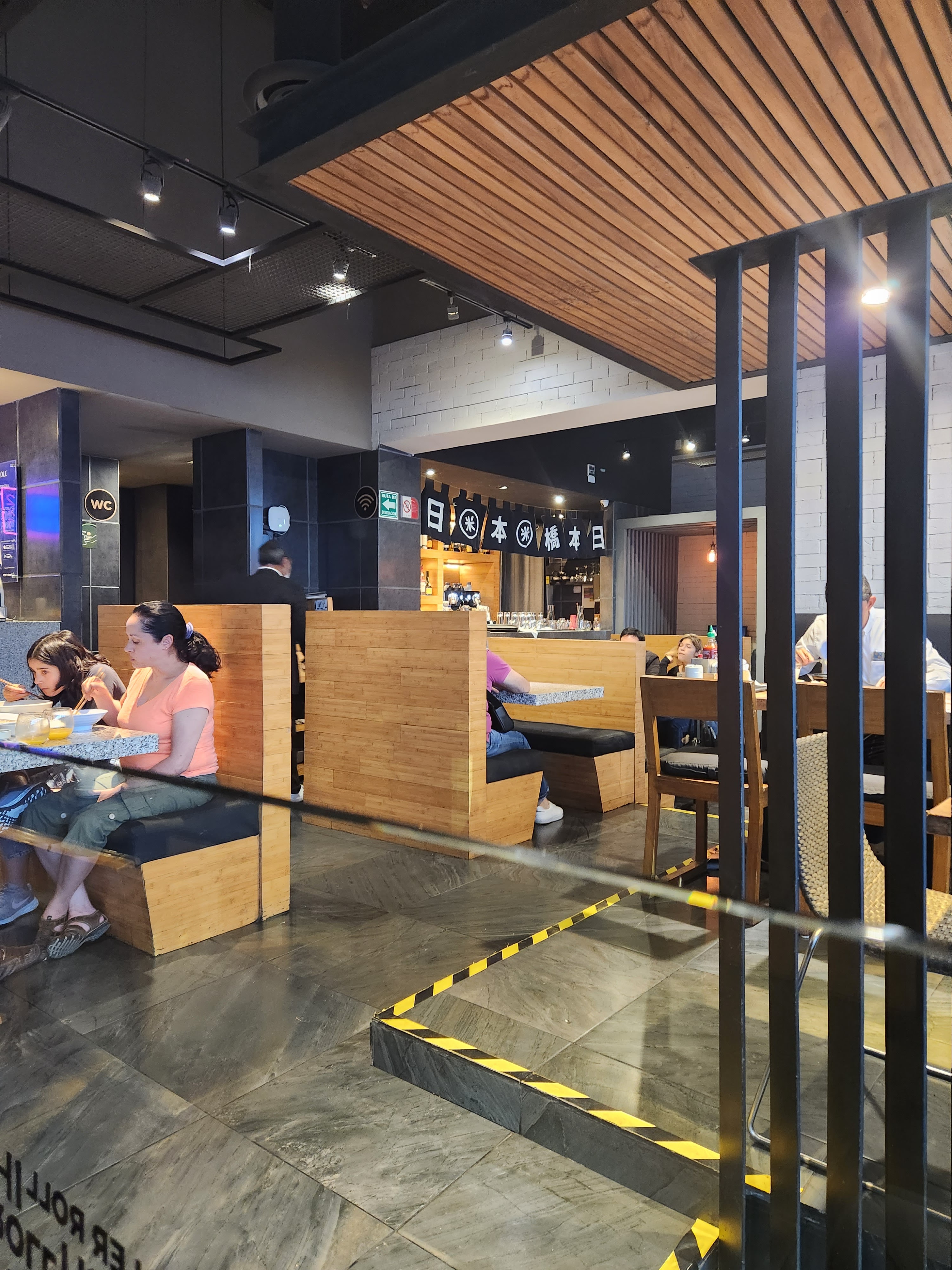 Sushi Roll Interlomas image 8