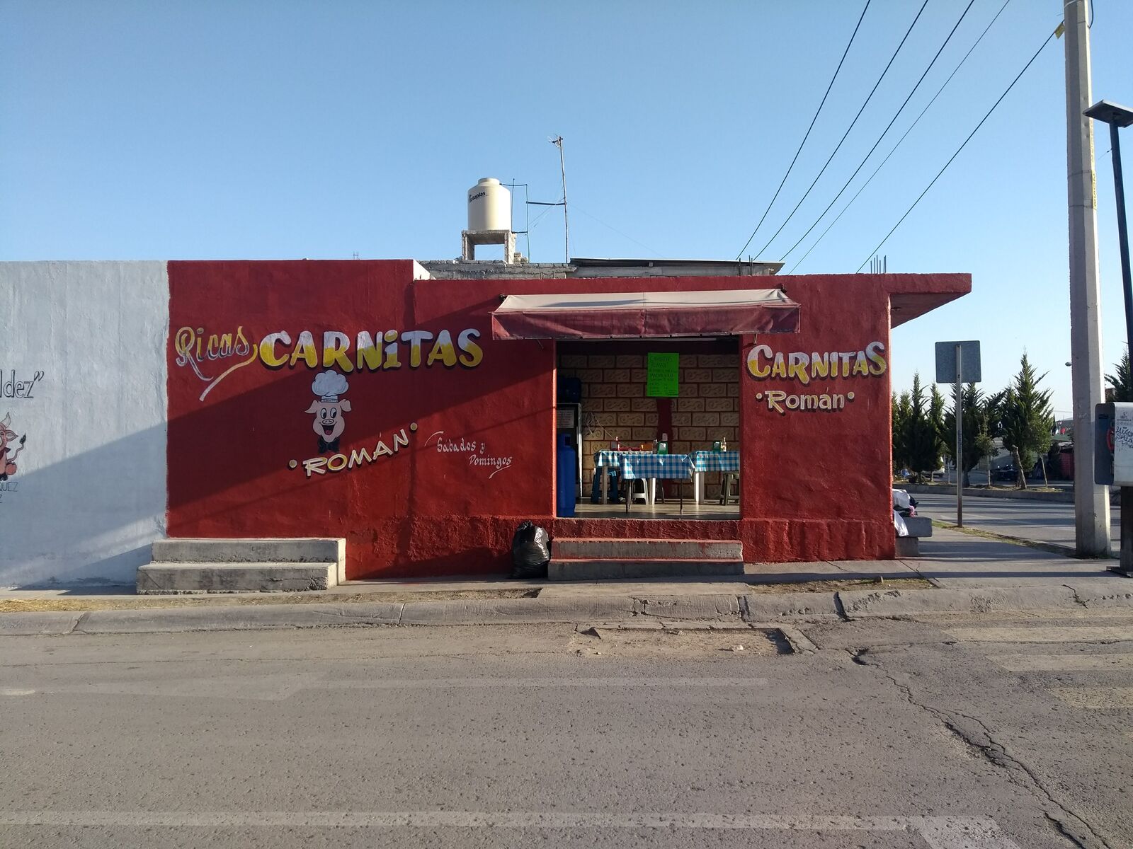 Ricas Carnitas Román image 6
