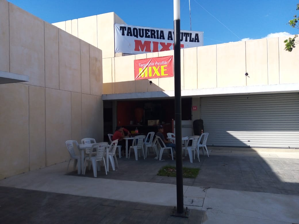 Taquería Ayutla mixe image 5