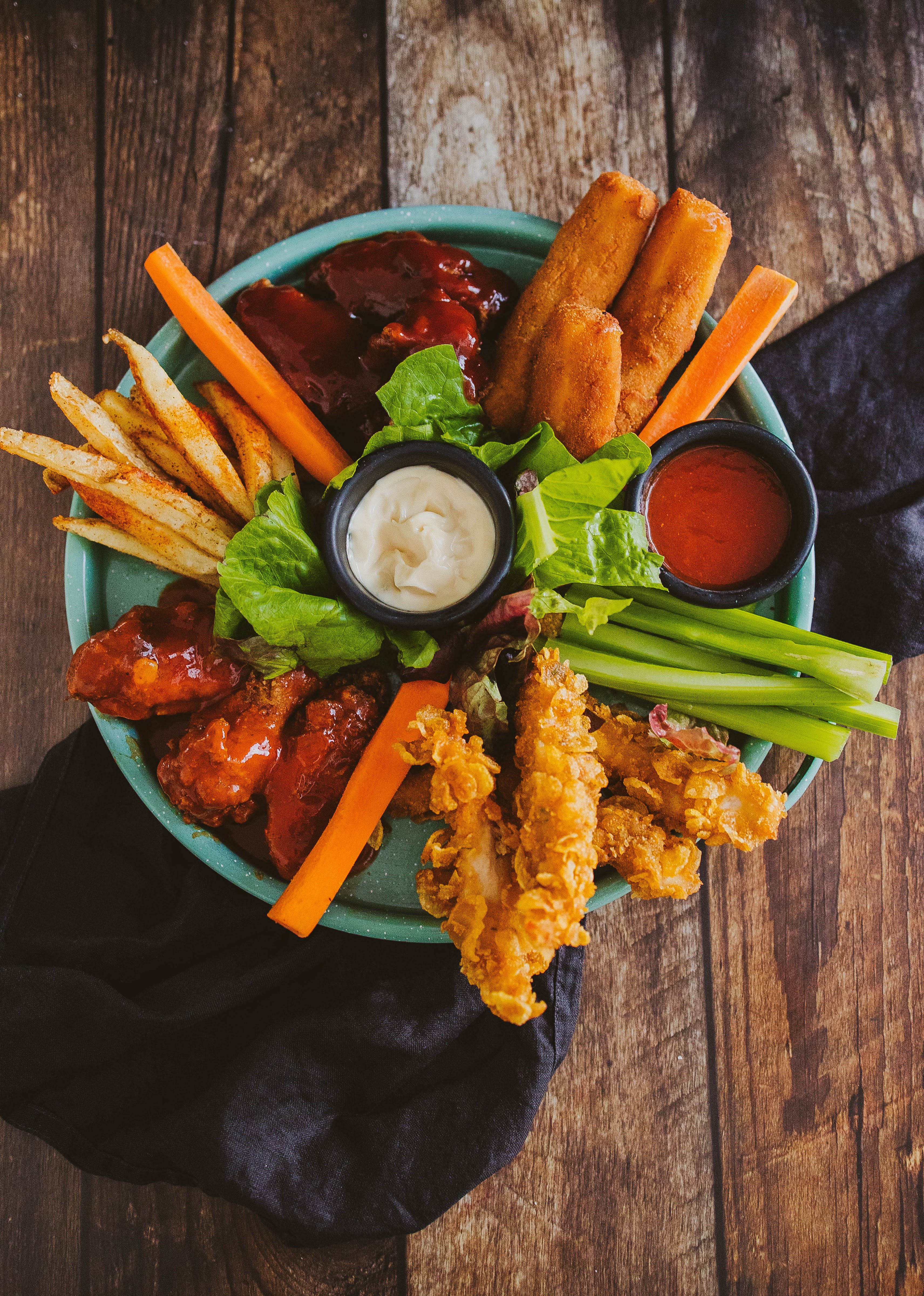 Lois Restaurant Bar image 6