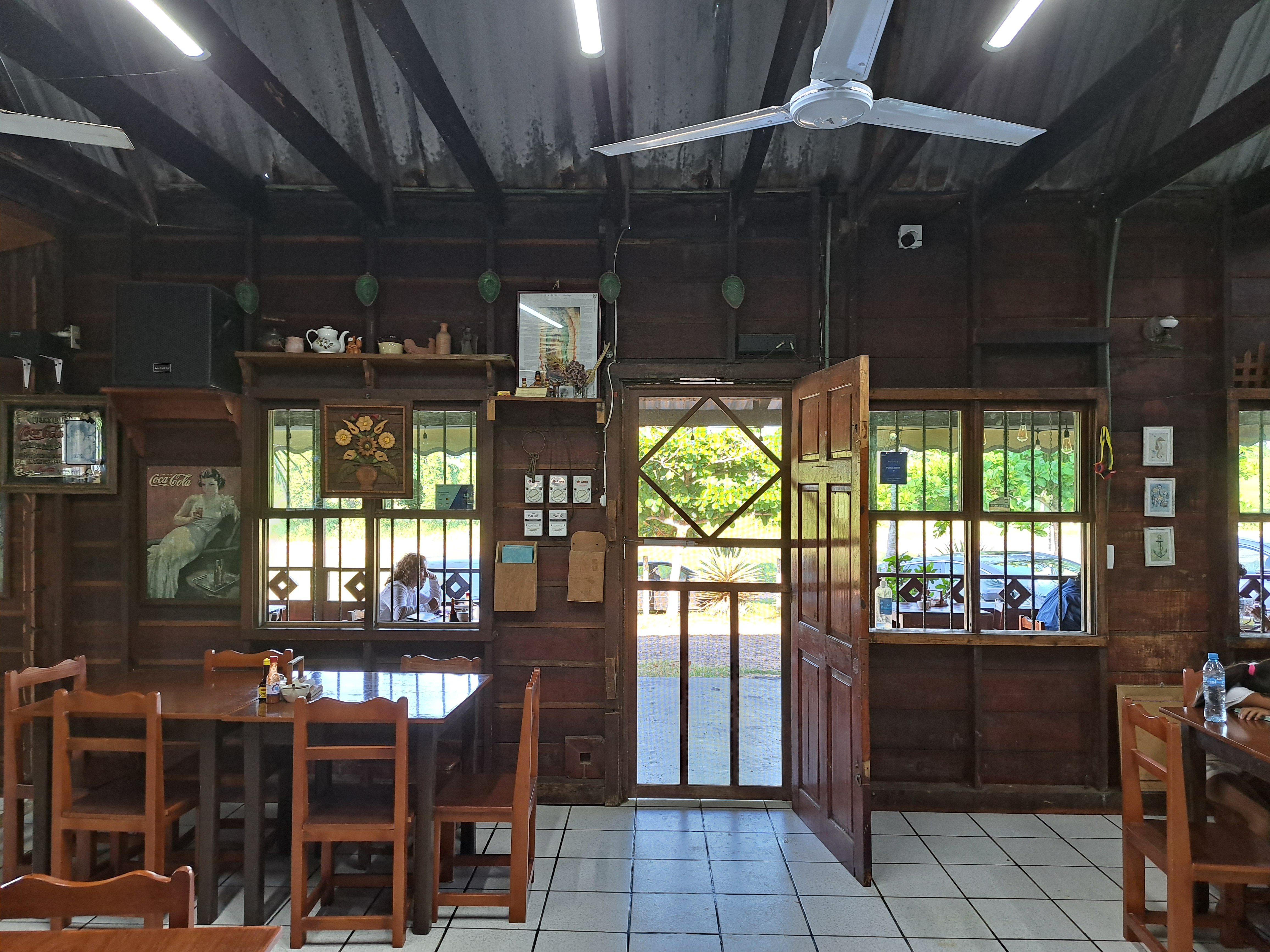 Restaurante La Familia image 9