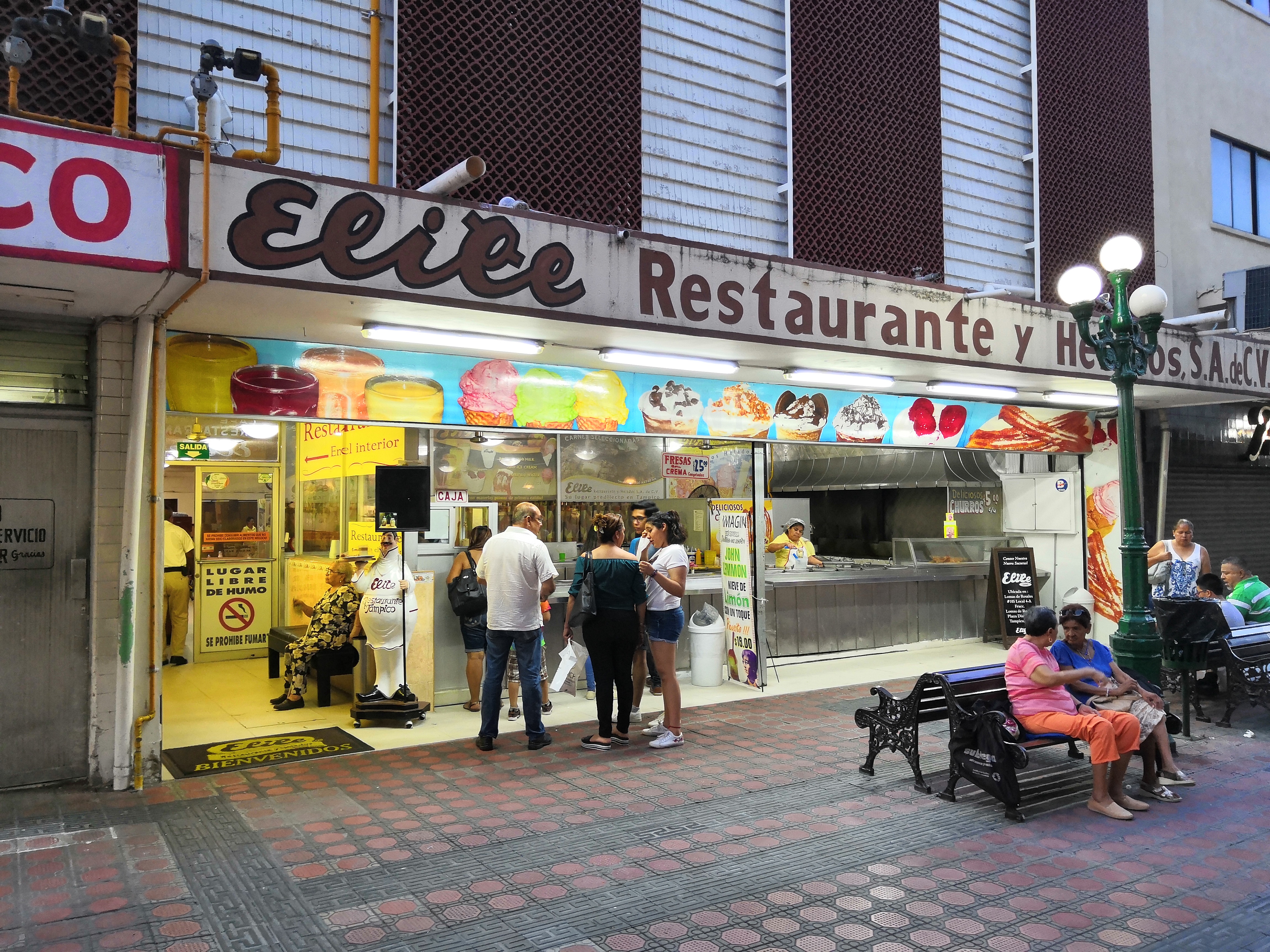 Restaurante Y Helados "Elite" image 7