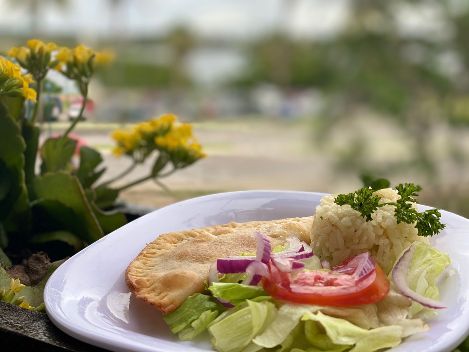 La Isla Restaurant image 1