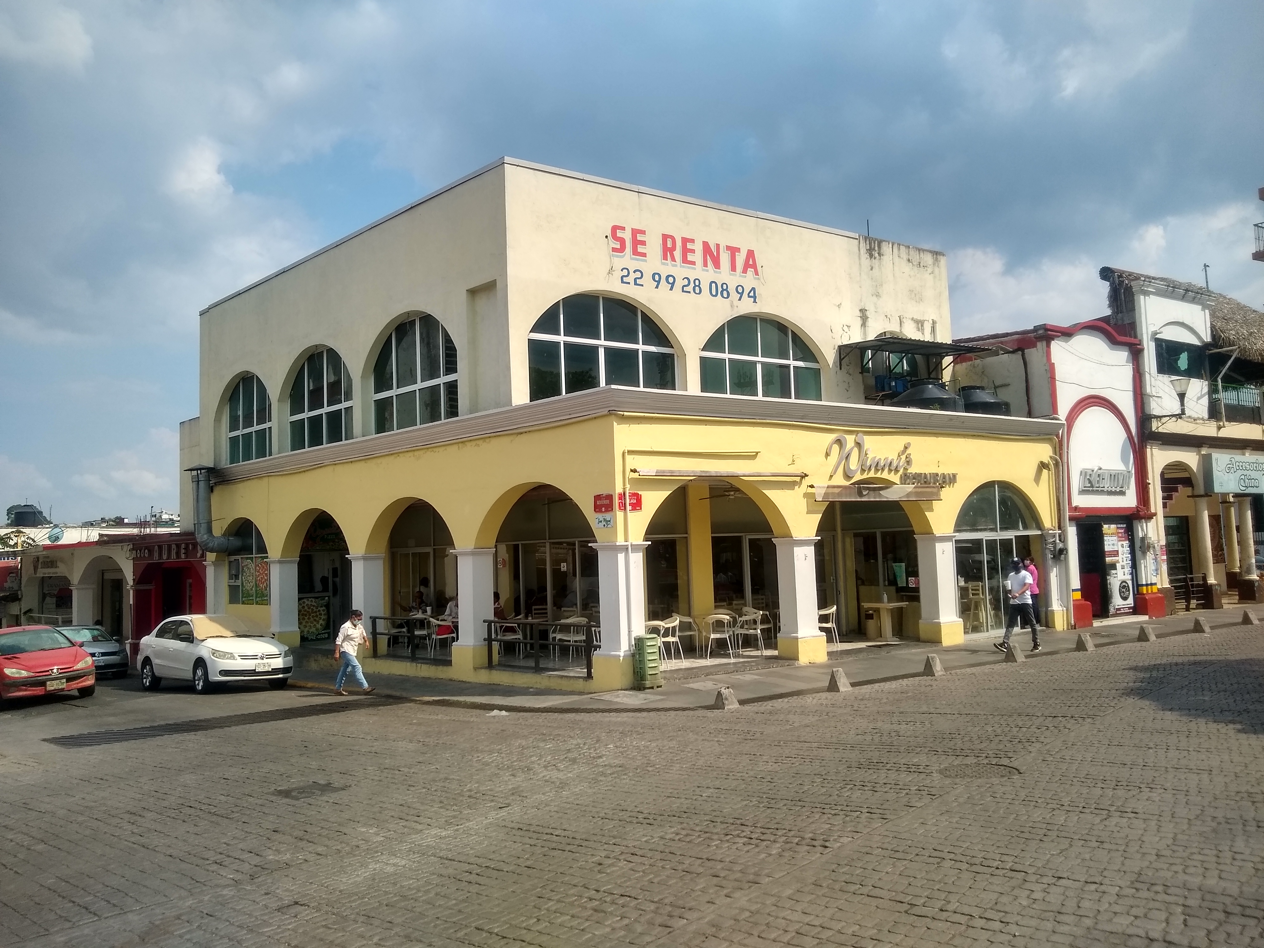 Pizzas Winnis image 1