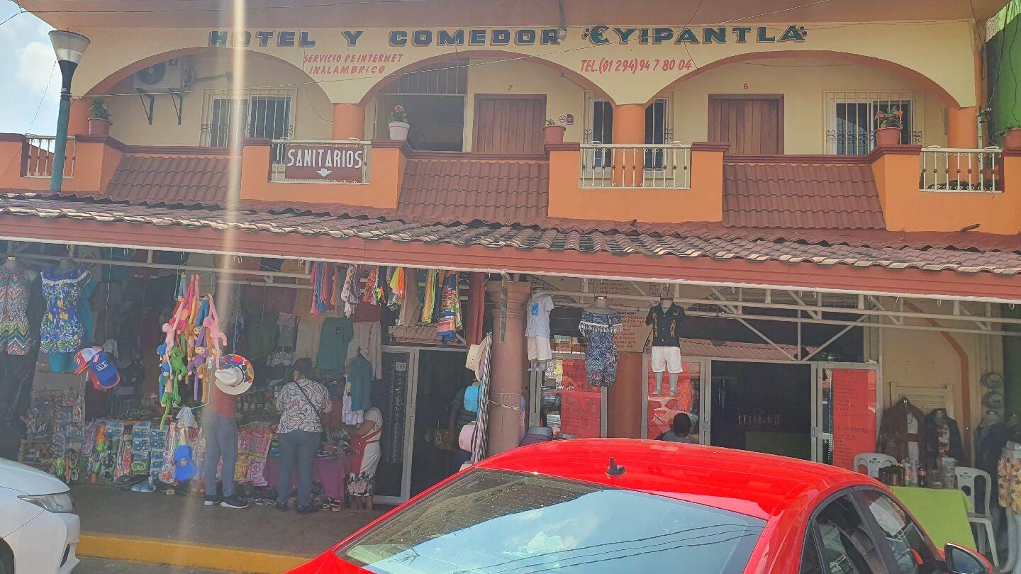 Hotel y Restaurant Eyipantla image 1