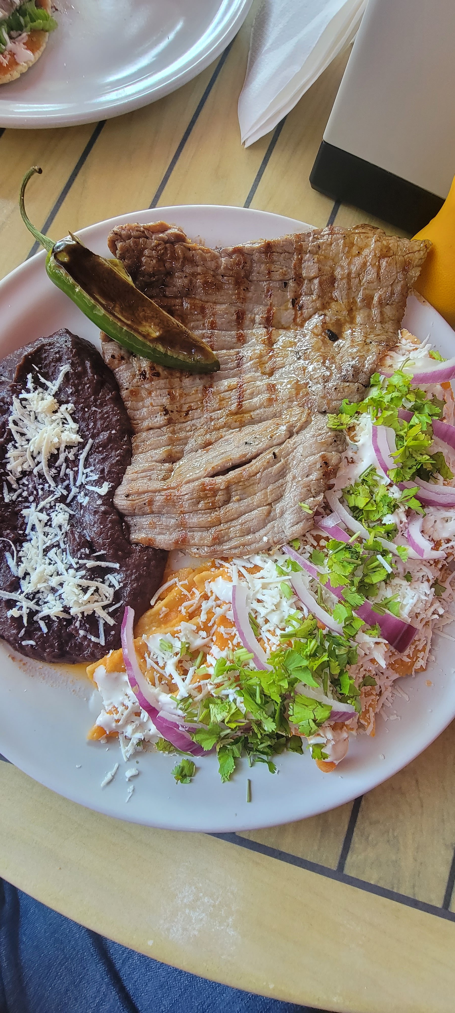 EL AGUACATE RESTAURANTE Y CAFETERIA image 7