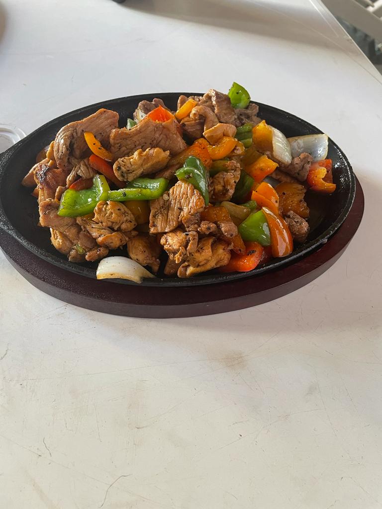 Los Molcajetes Catemaco image 2