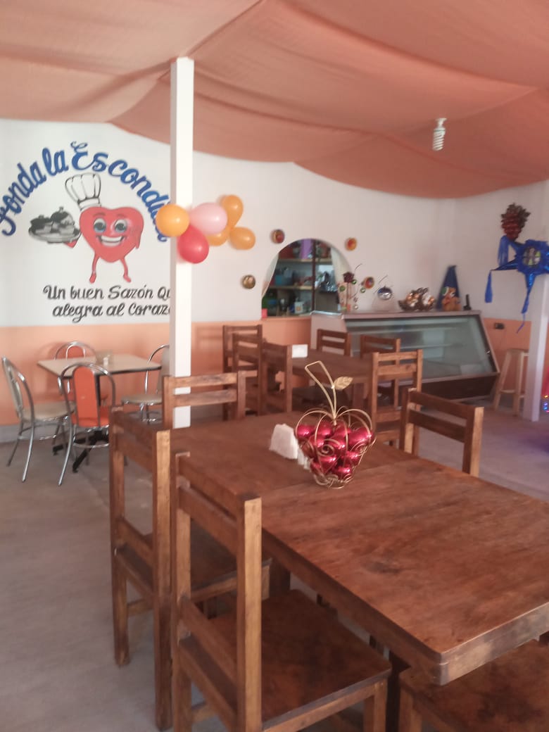 Fonda "La Escondida" image 7