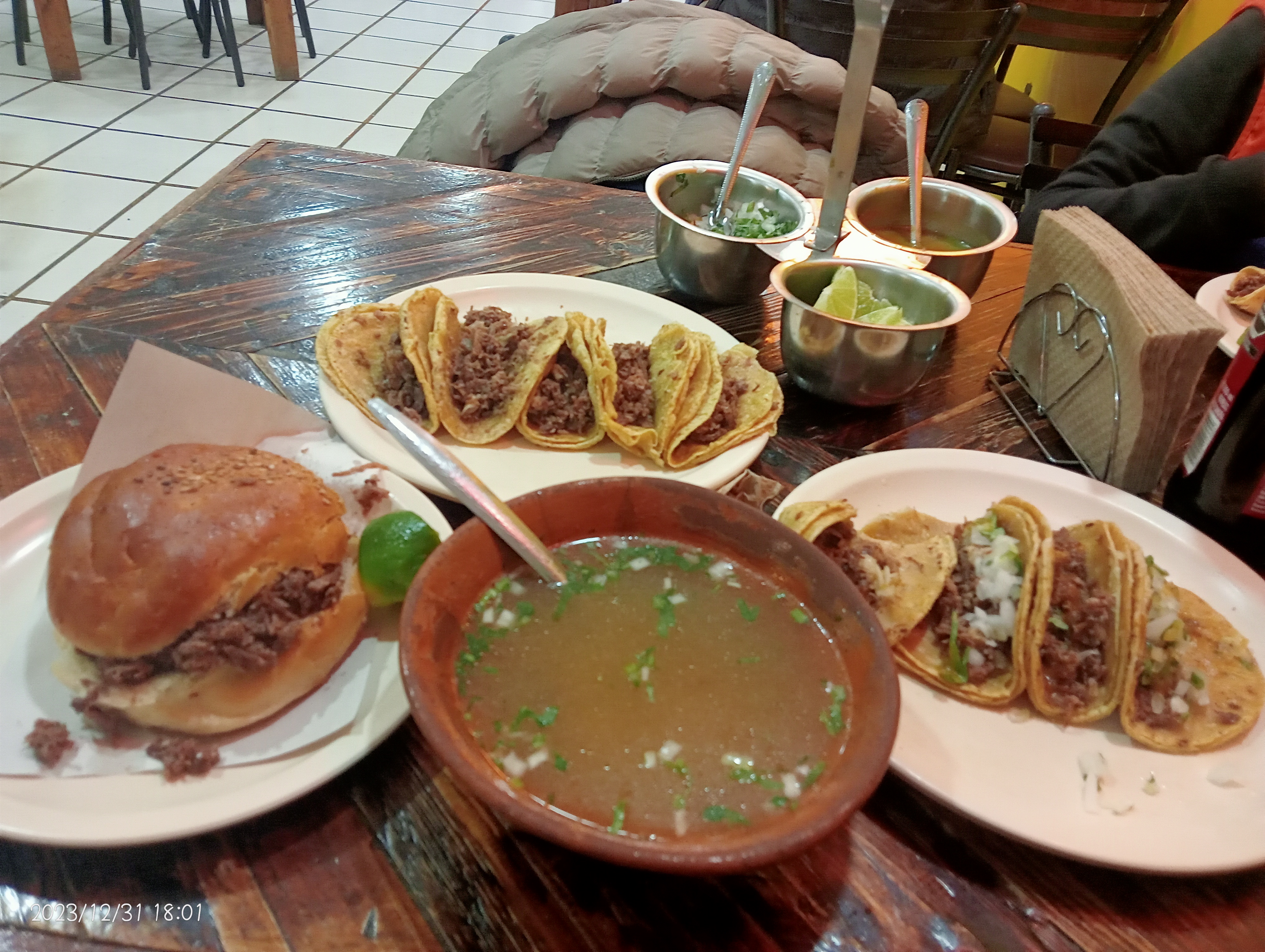 taquería restaurante Guadalajara express image 3