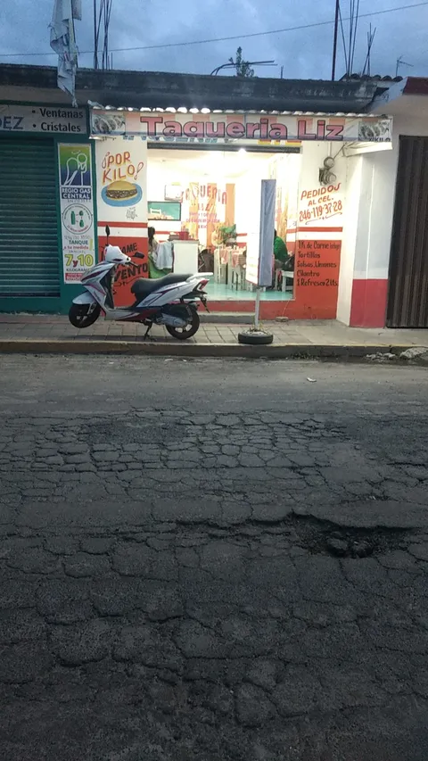 Taquería Lyz image 1