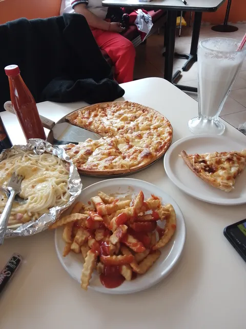Pizzas Carusso image 2