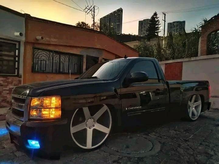 DOMINYC'S PIZZA image 1