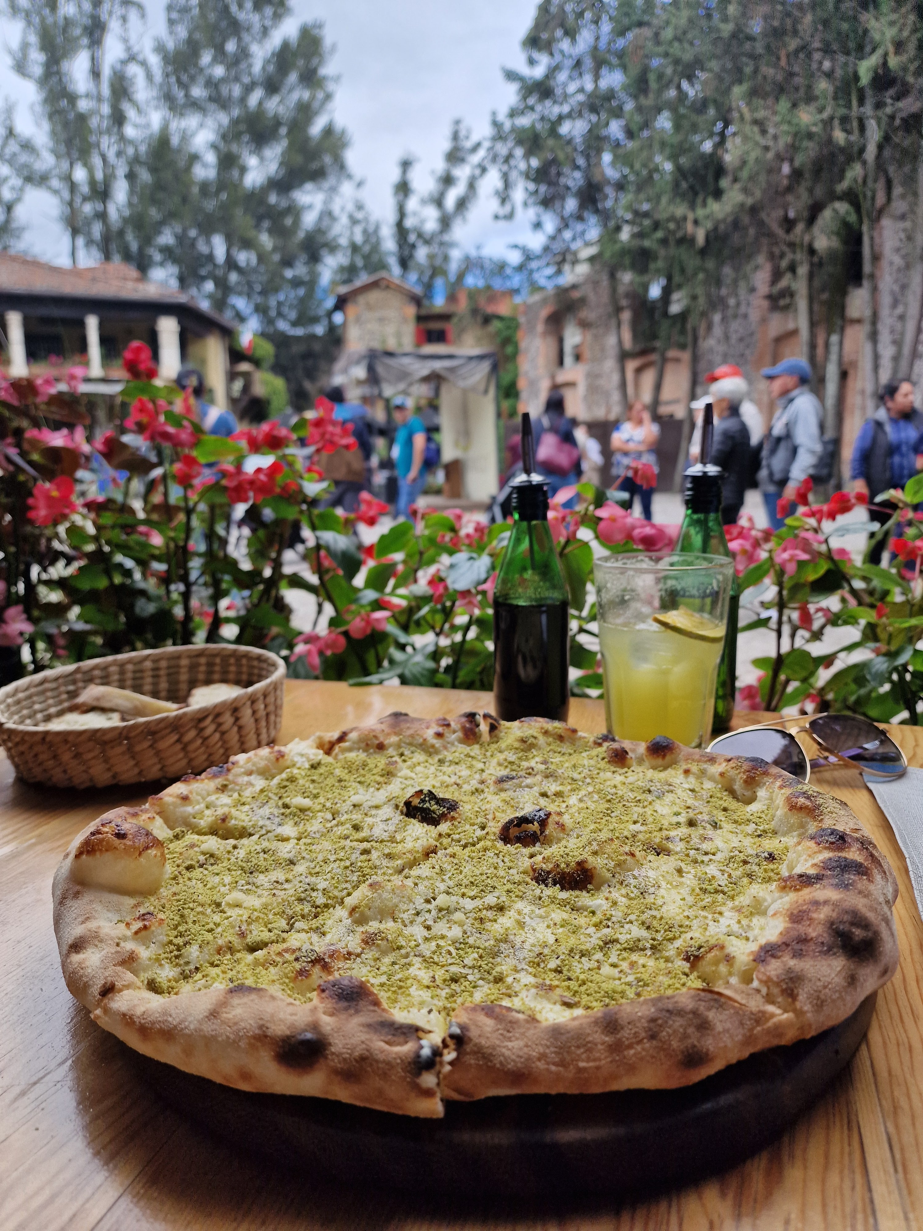 La Luna Sul Mare image 5