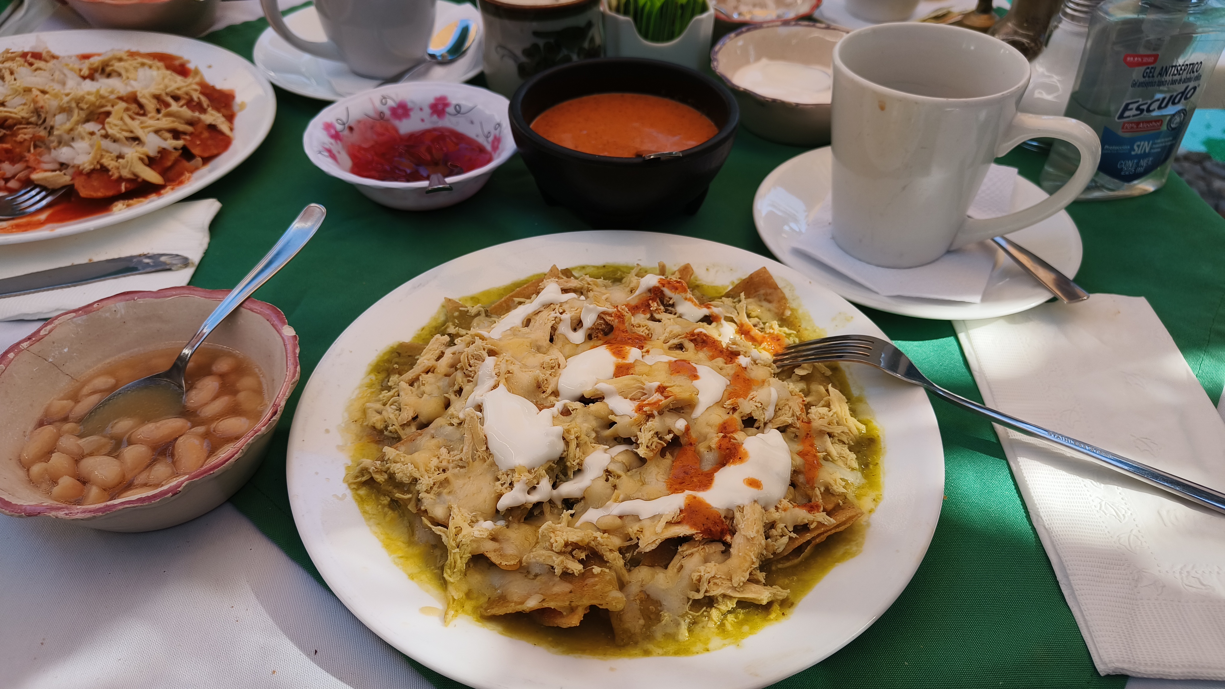 Yves’ Restaurant Bar image 2