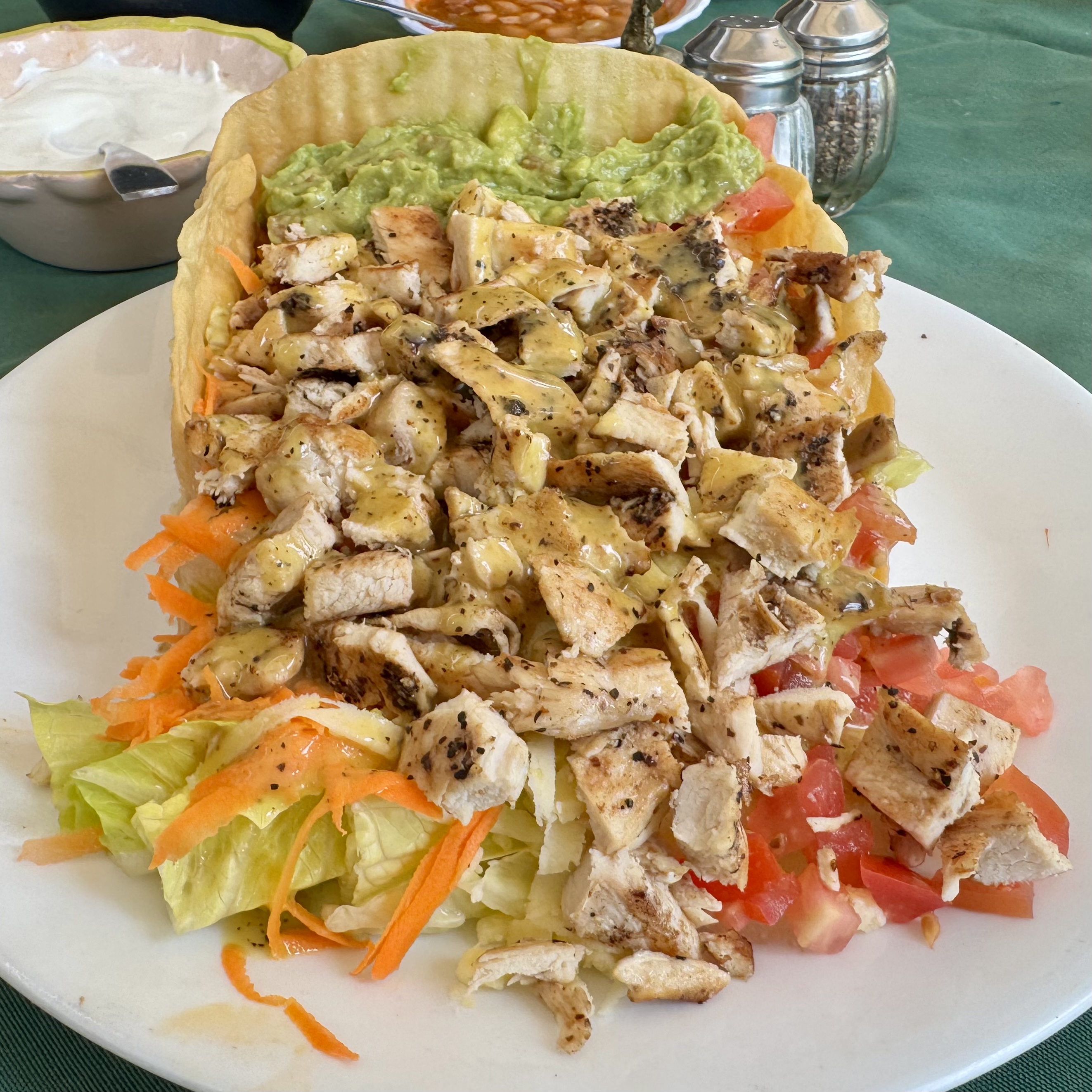 Yves’ Restaurant Bar image 5