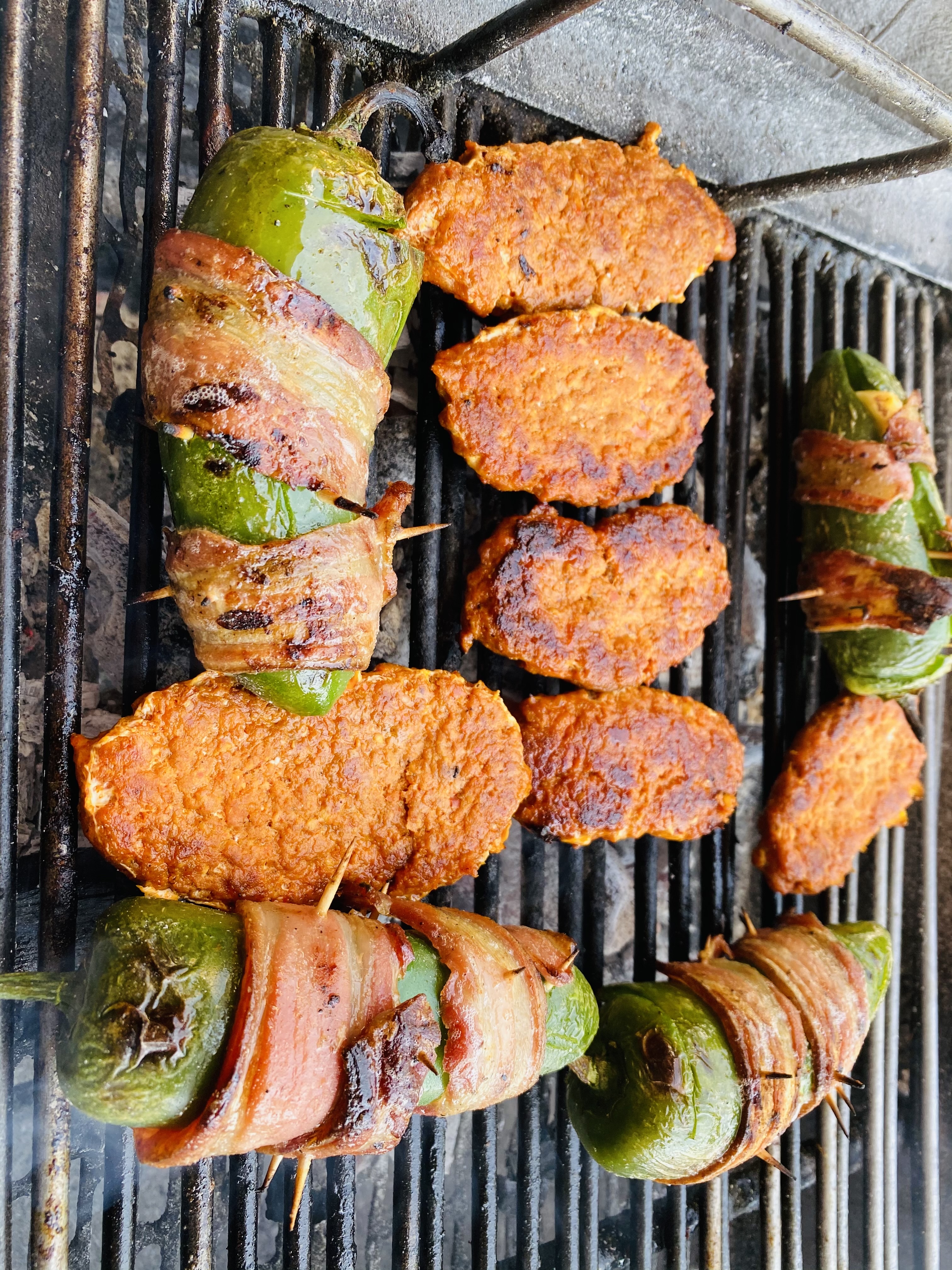 EL MÁS CARBÓN image 9