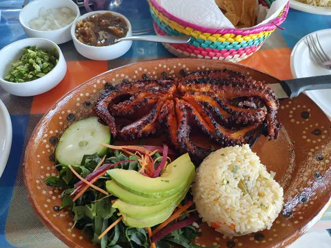 Mariscos El Sirenito image 4