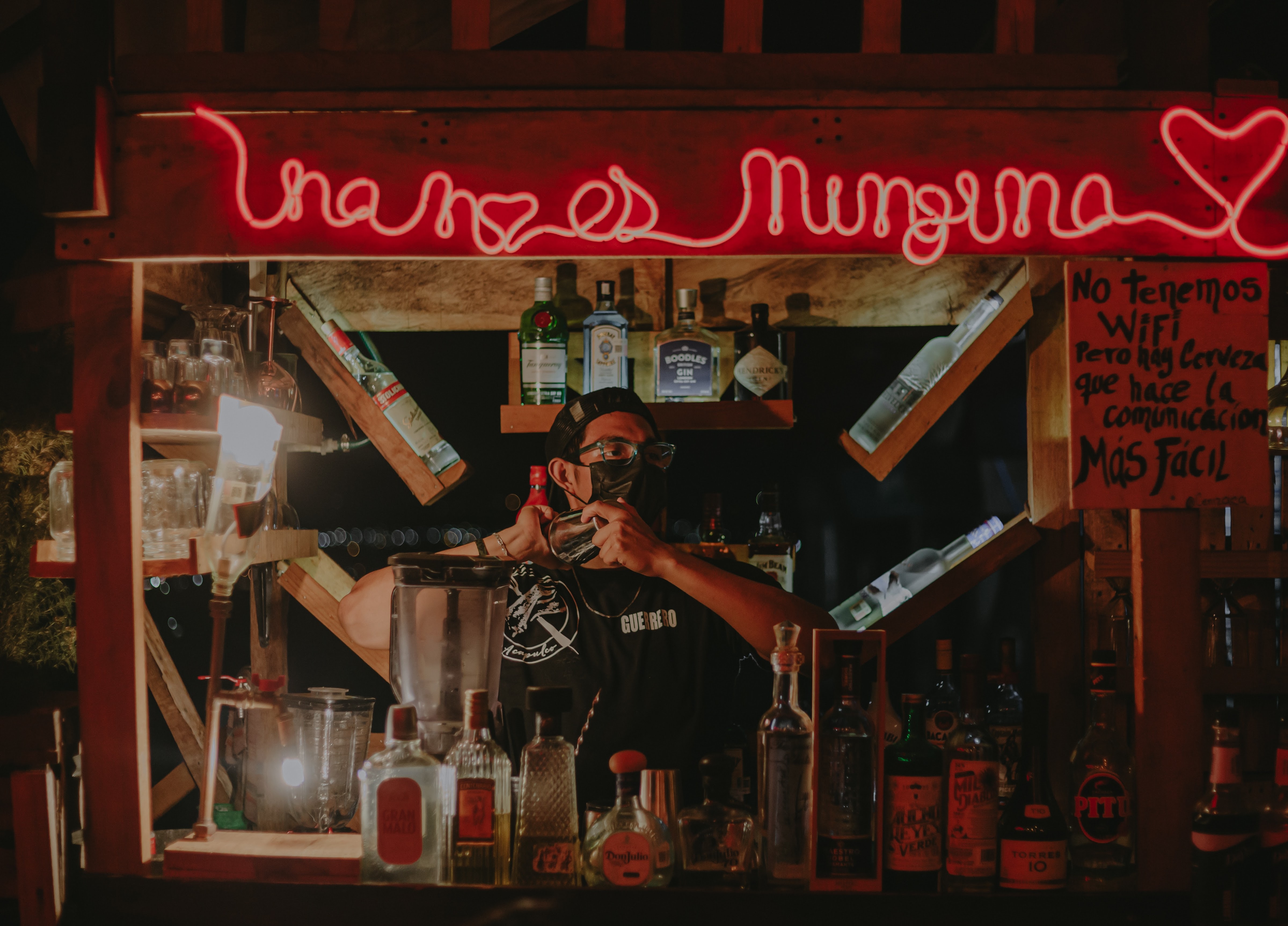 CENIZA restaurante urbano image 1