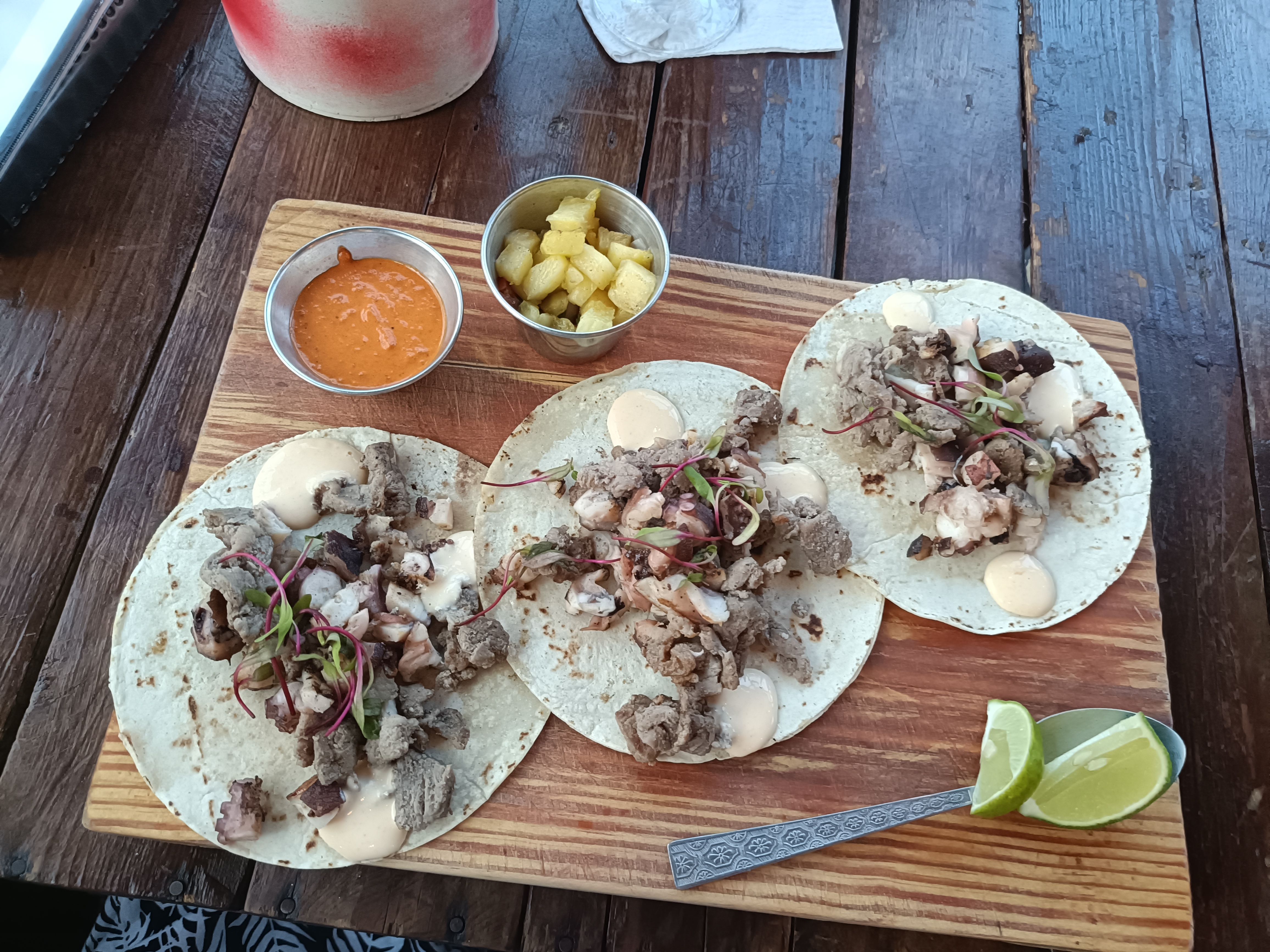 CENIZA restaurante urbano image 5