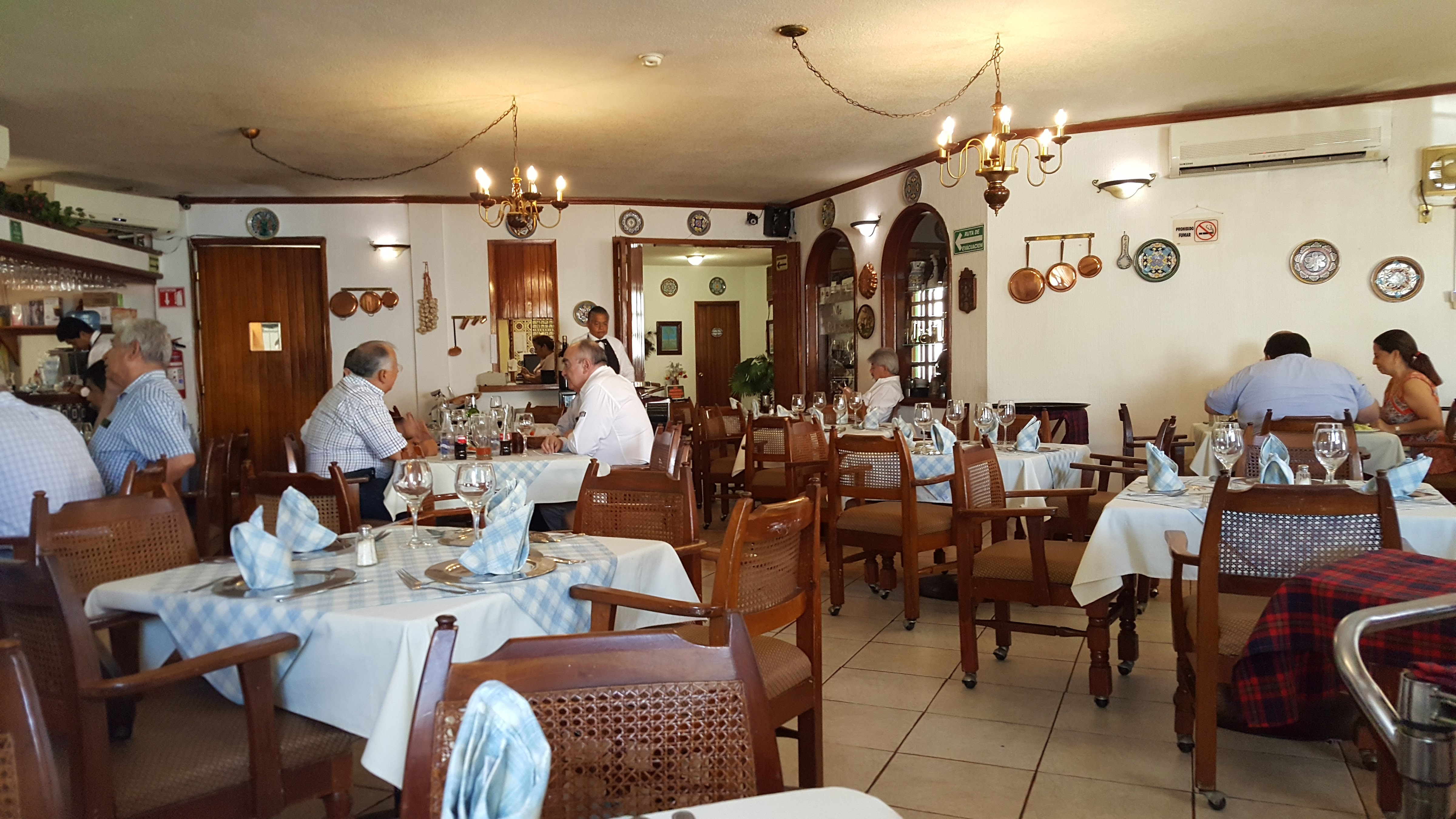 Restaurante El Meson Del Angel image 1