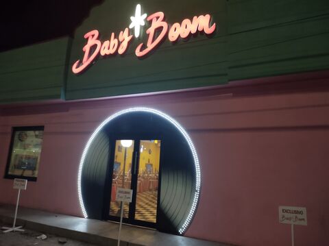 Baby Boom Restaurant image 6