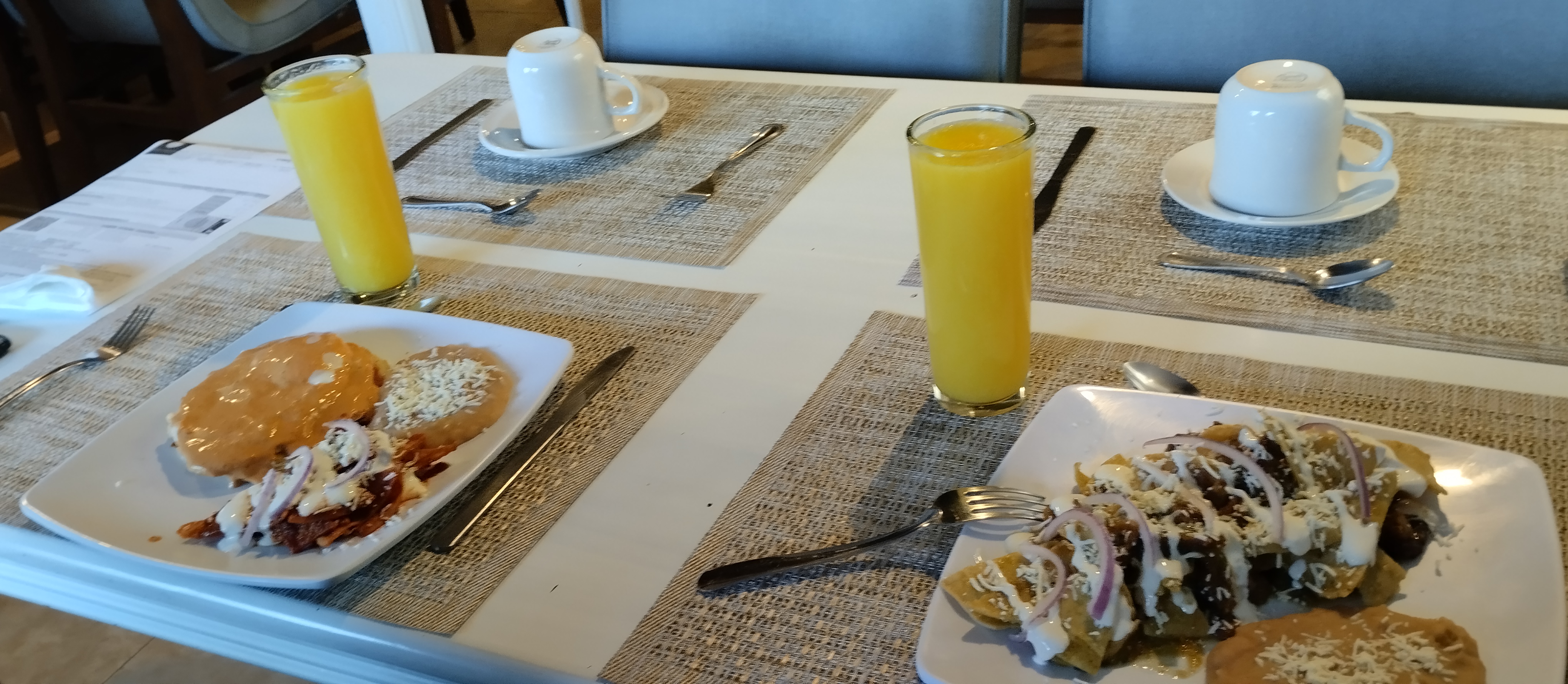 Restaurant Los Chilaquiles image 2