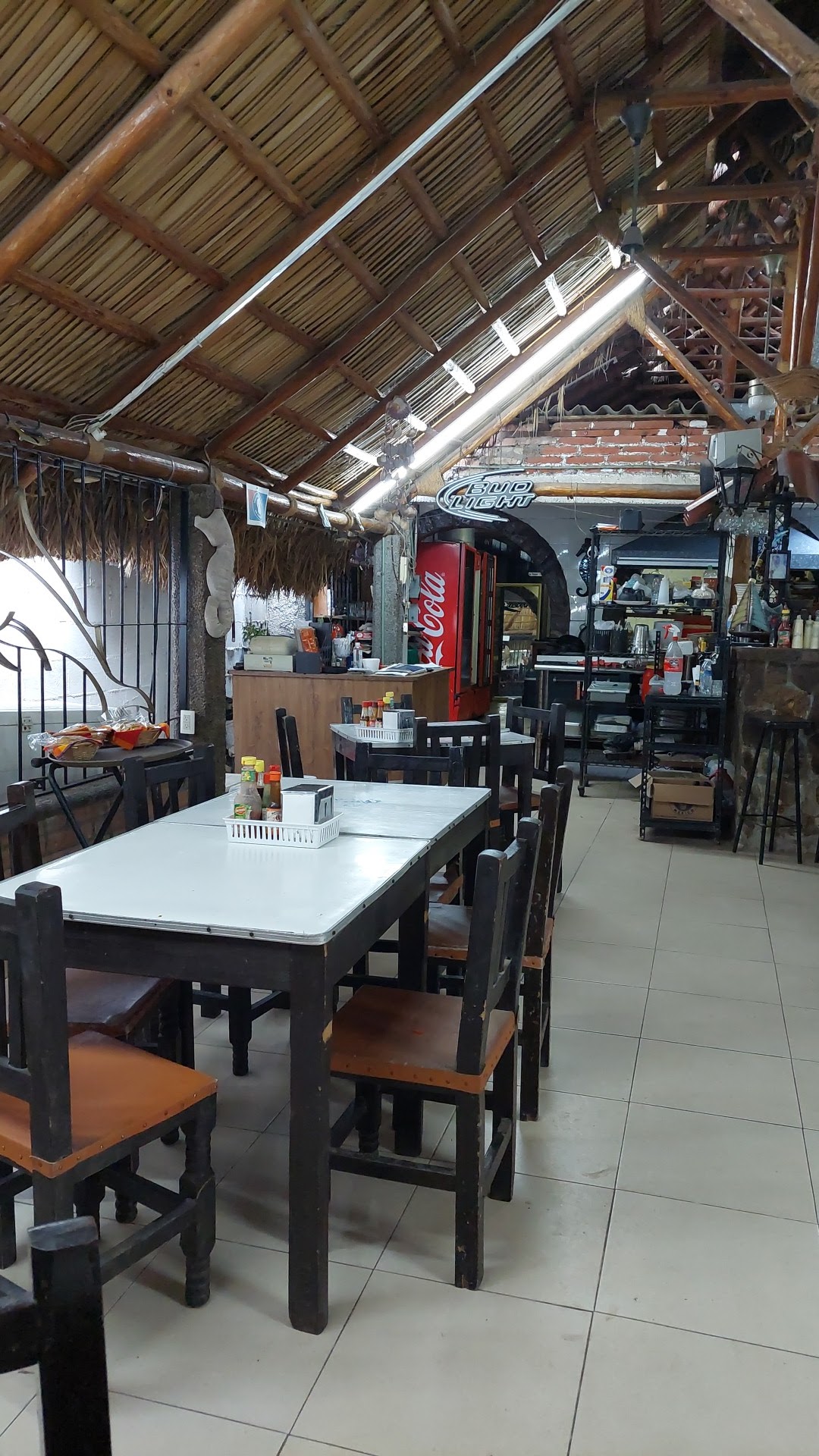 Mariscos La Escondida image 1