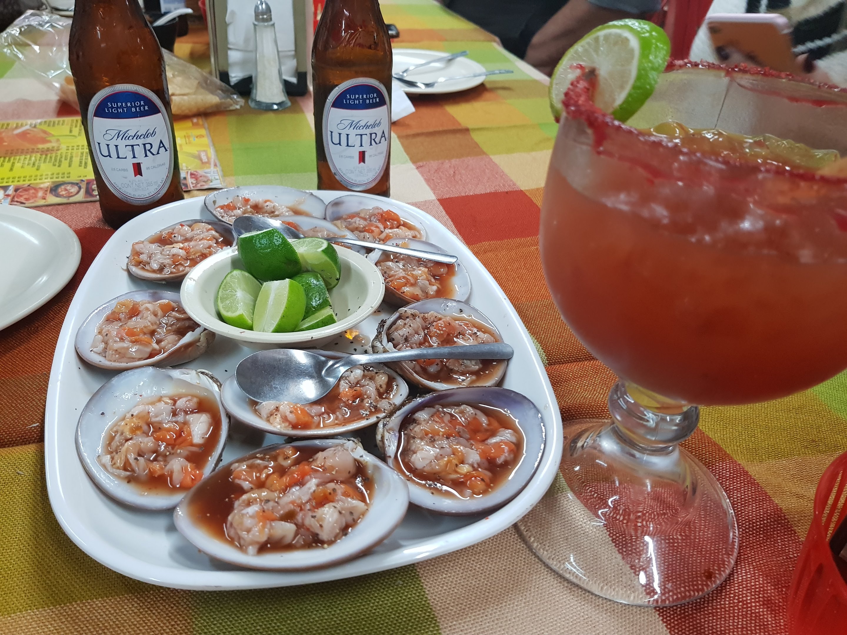 Mariscos La Escondida image 5