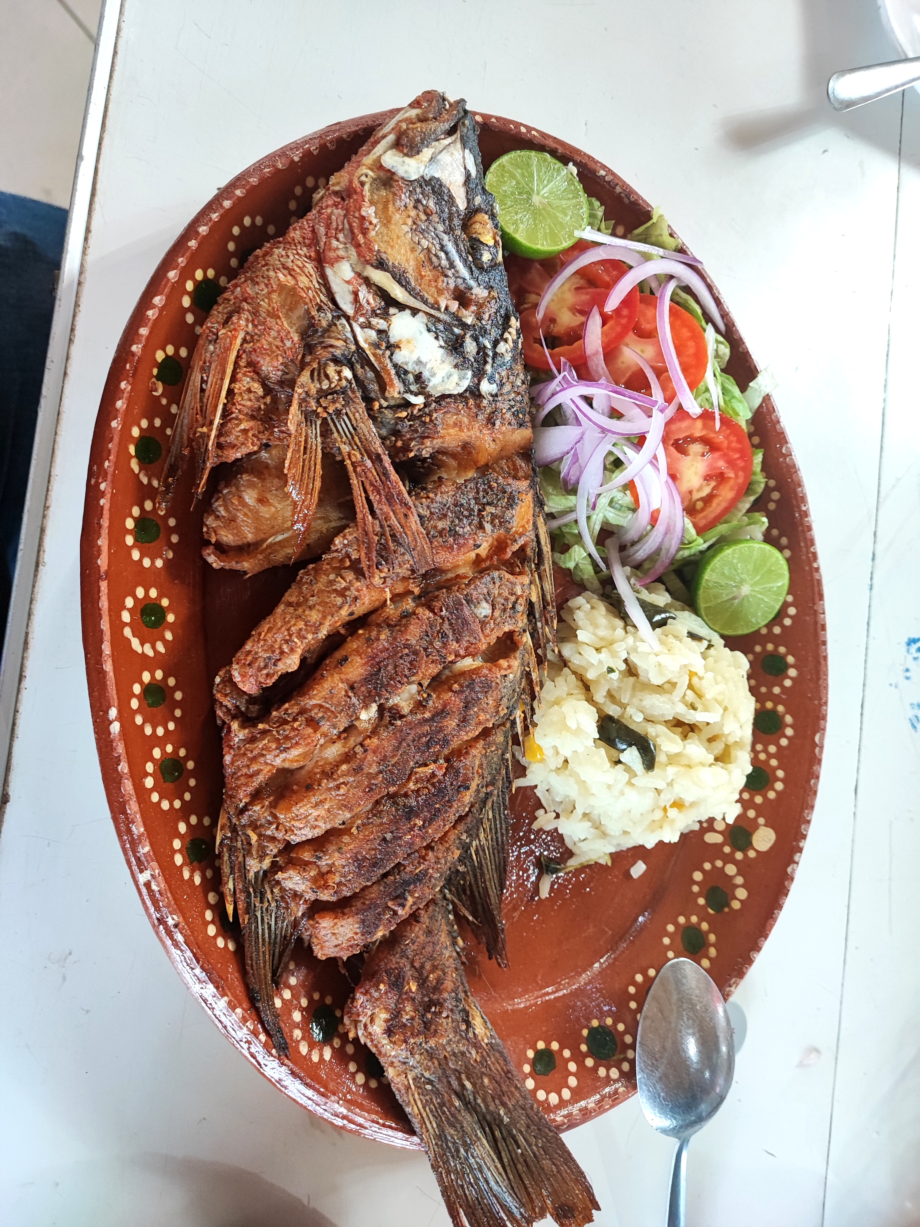 Mariscos La Escondida image 6