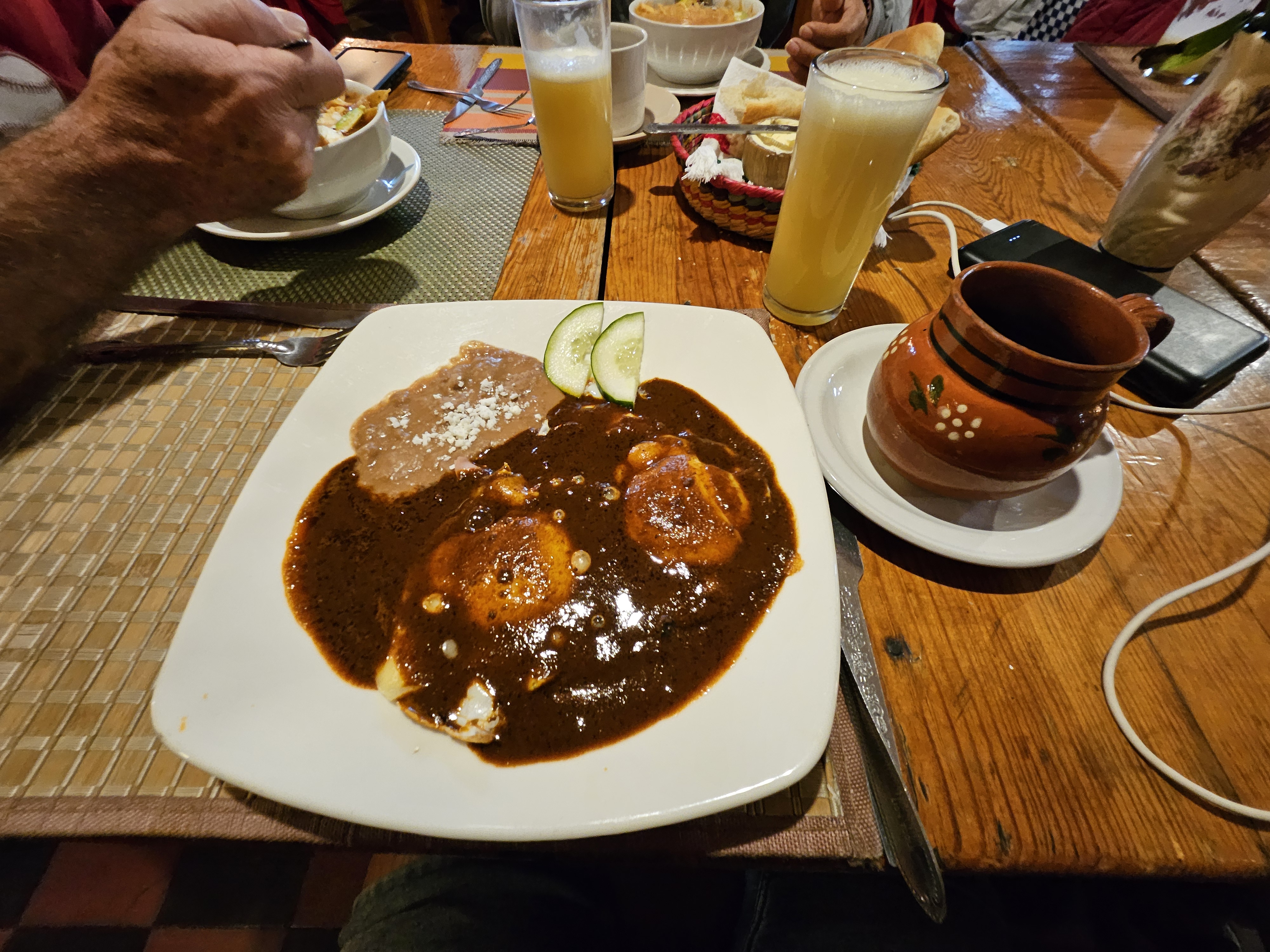 Alma Edith Restaurante Bar image 2