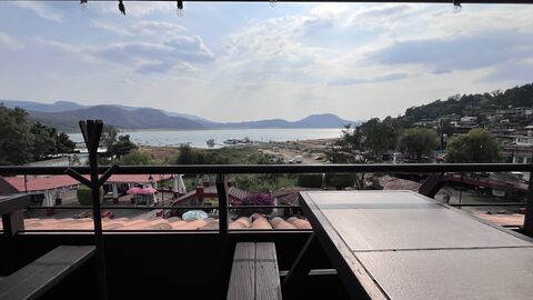Marina 33 image 4