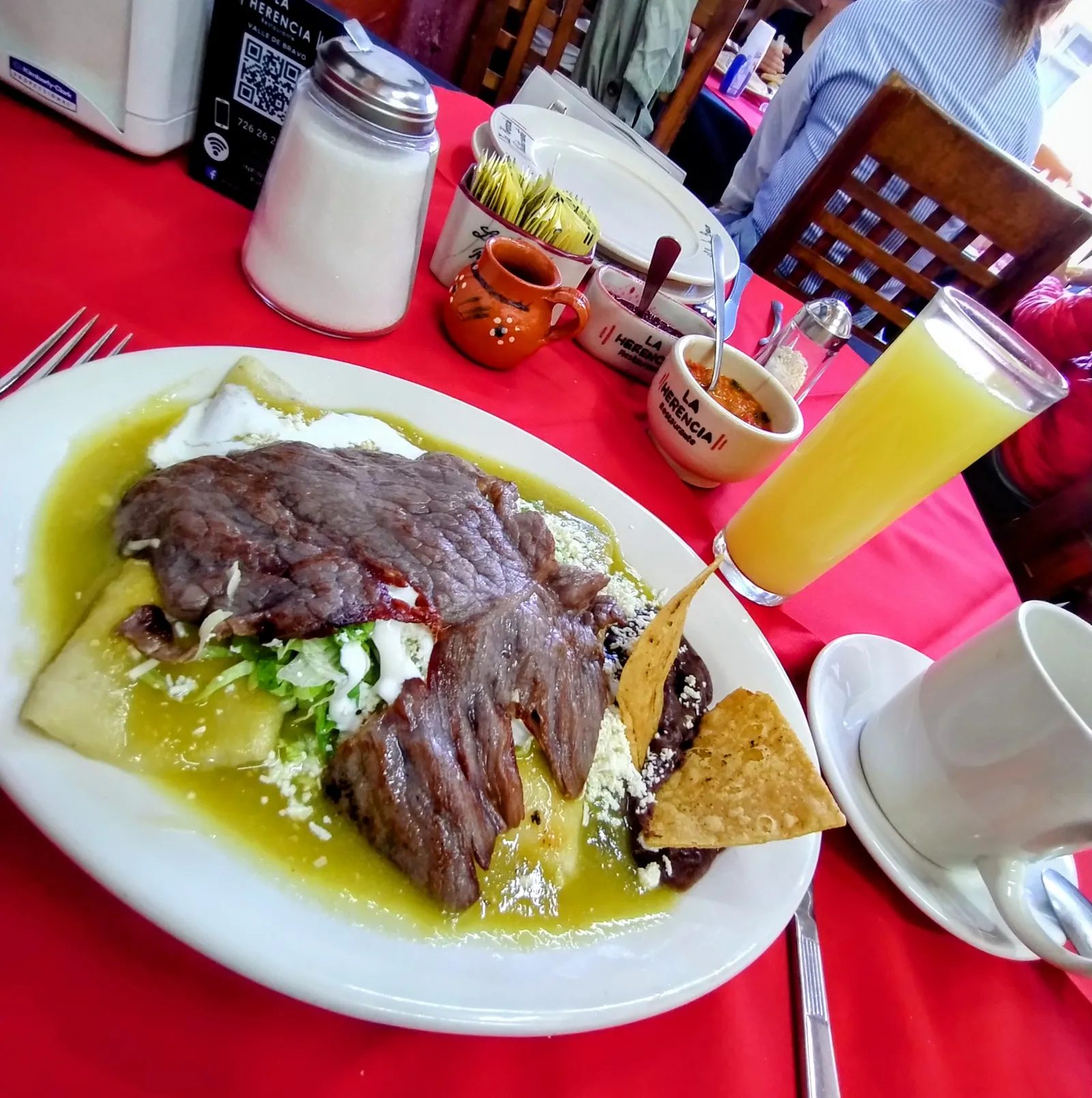 La Herencia image 10