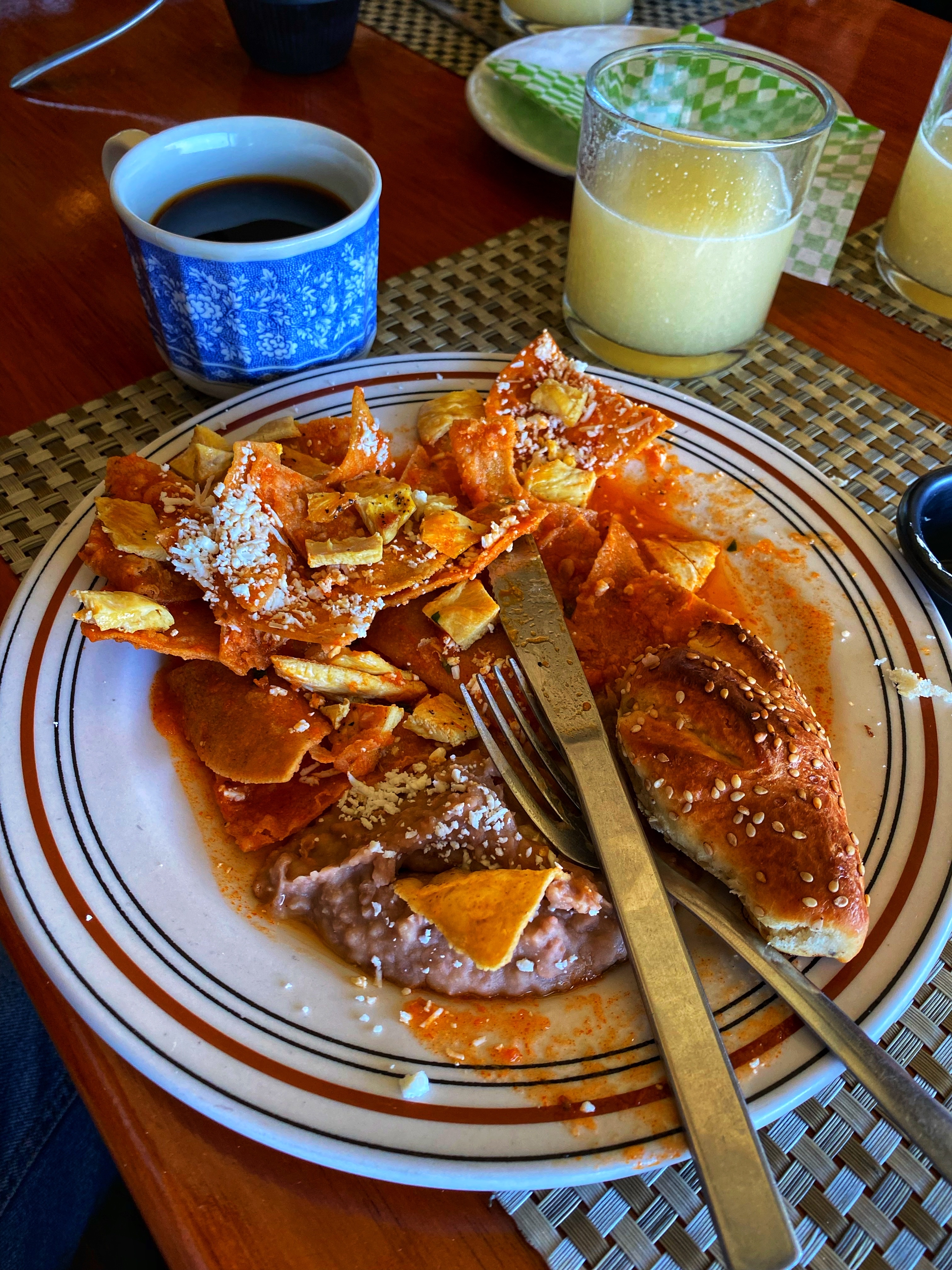 Lagartos Bar image 2