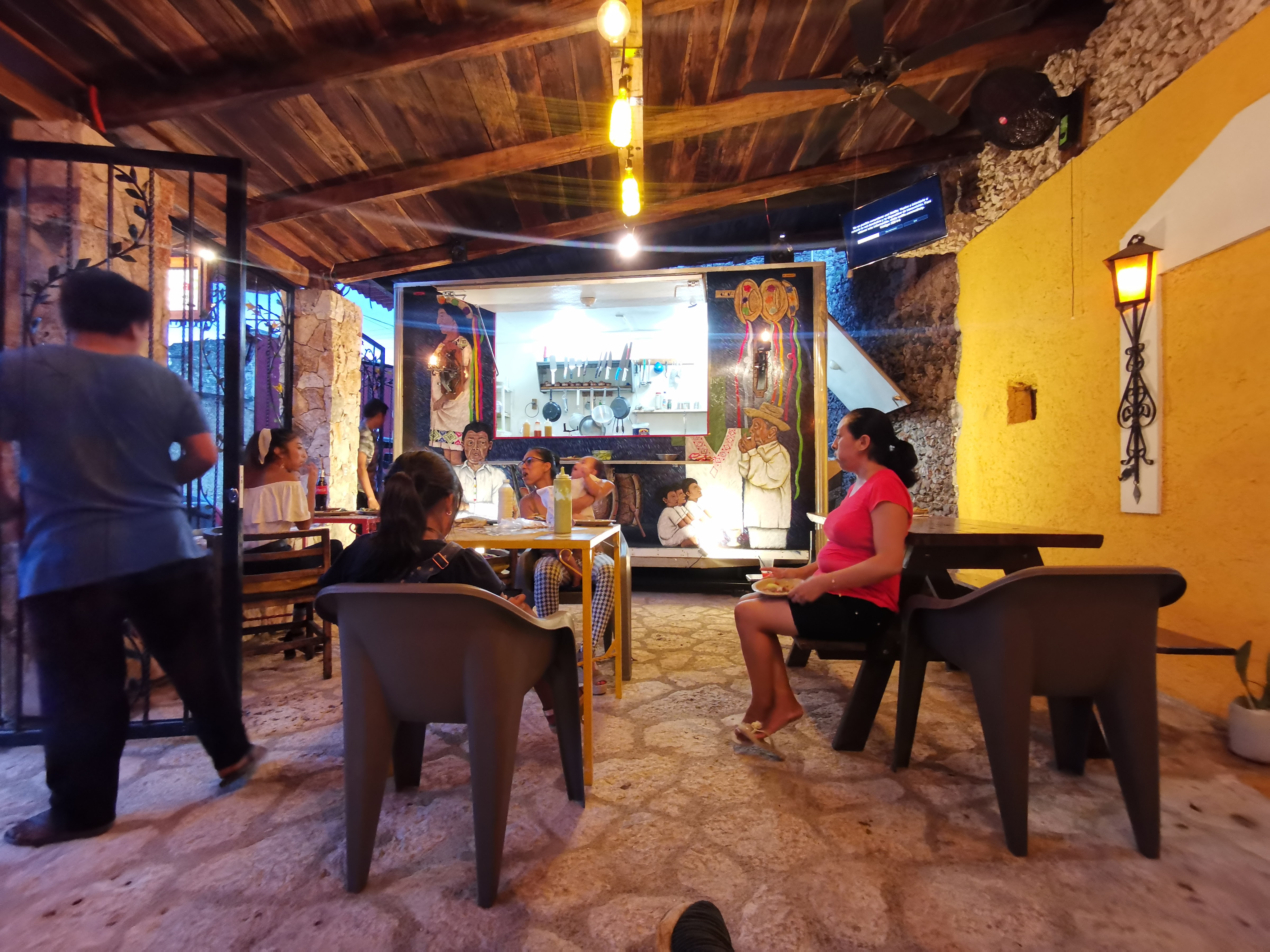 Taquería y Restaurant"Don Mayapax" image 1