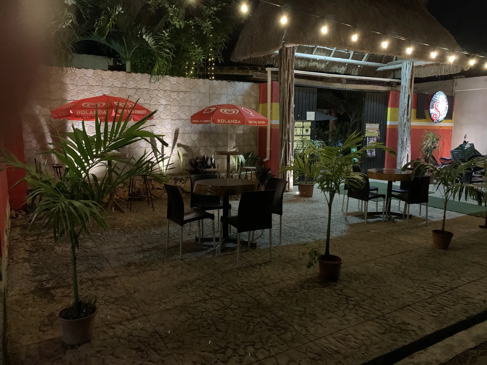 D Carlos Restaurante & Bar image 3