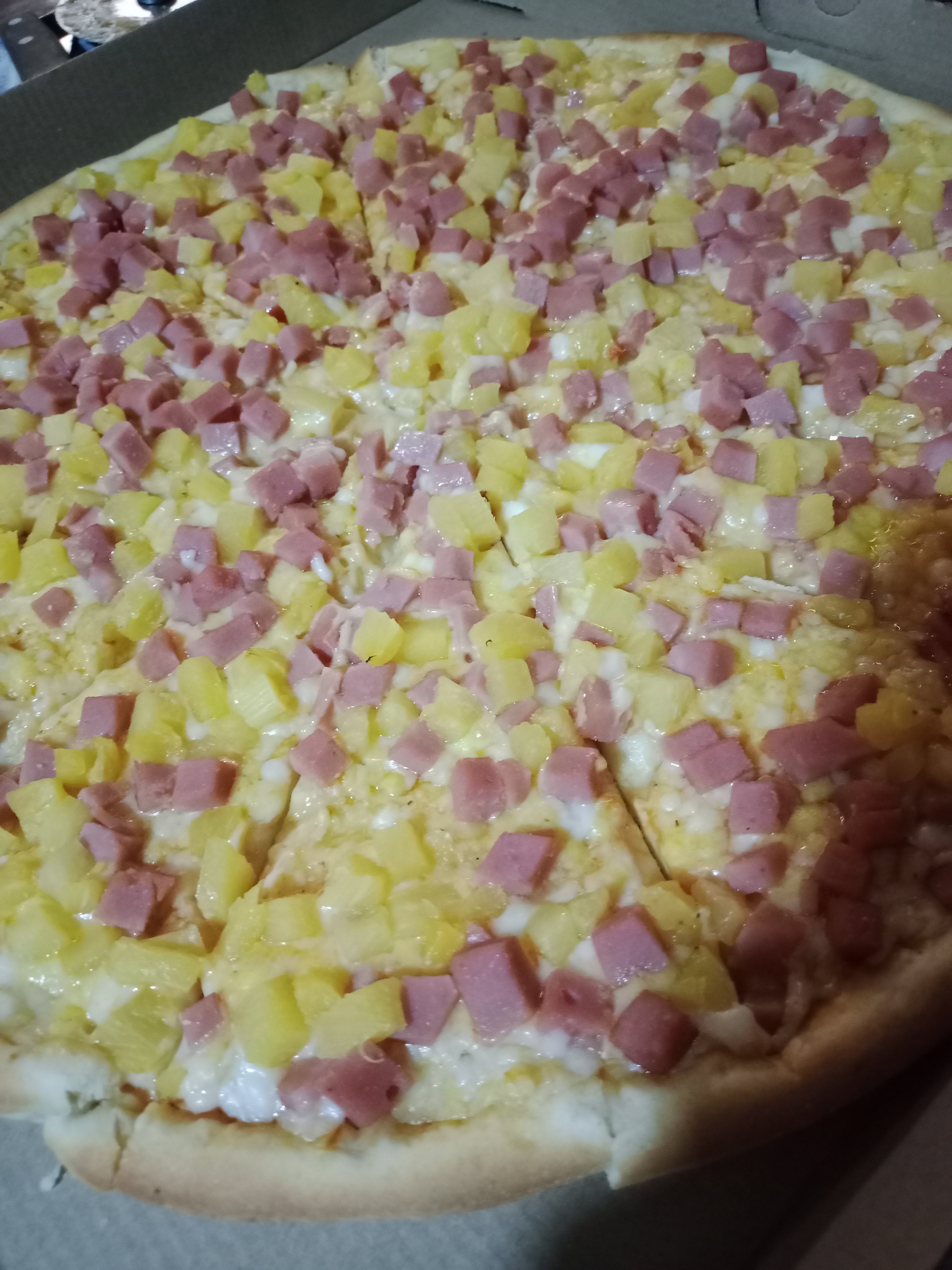 Taurus Pizza image 8