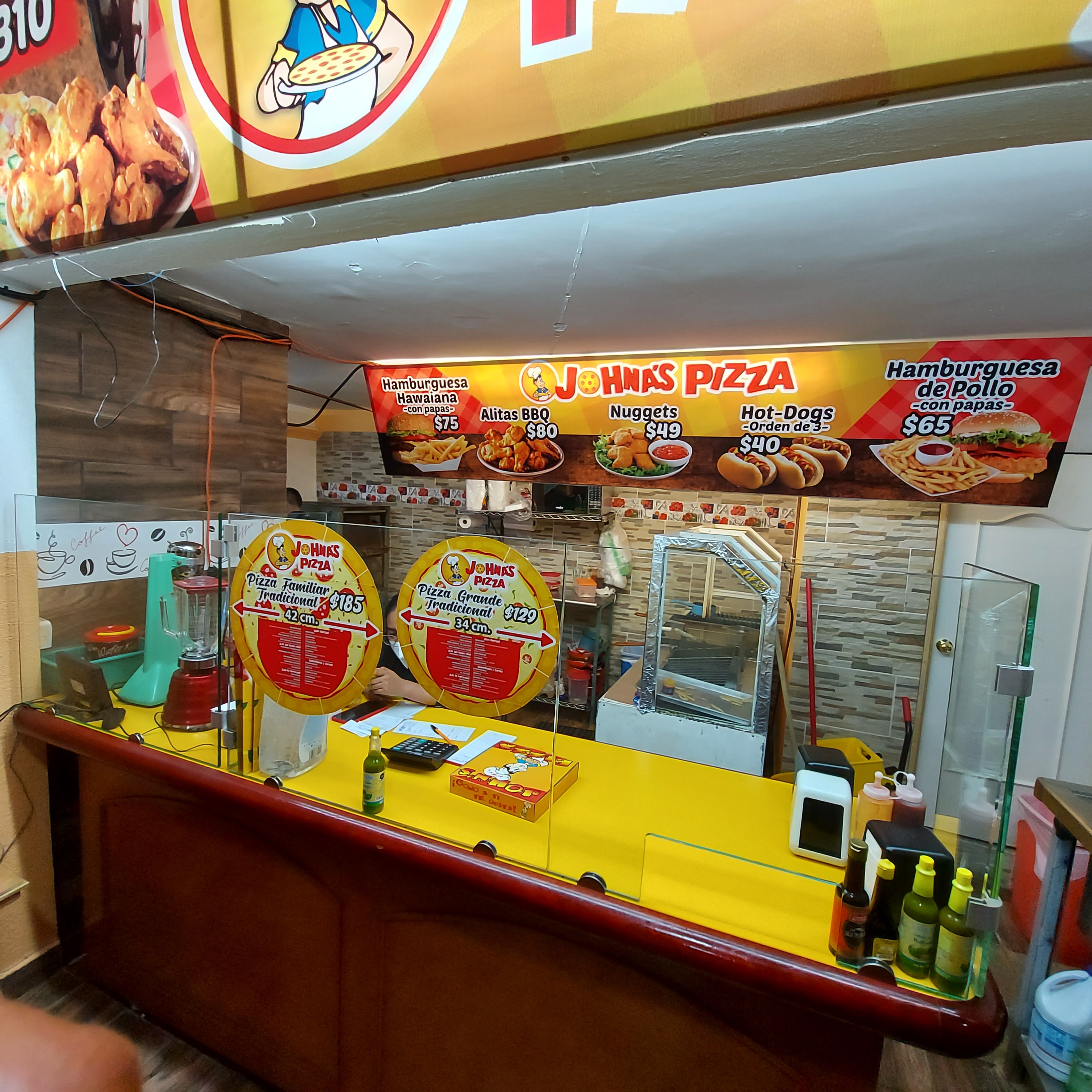 Johna's pizza San Miguel image 4