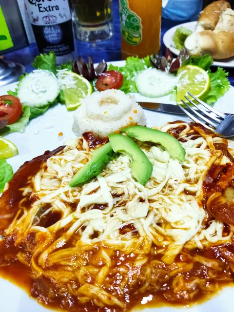 Pescados y mariscos el crucero image 4
