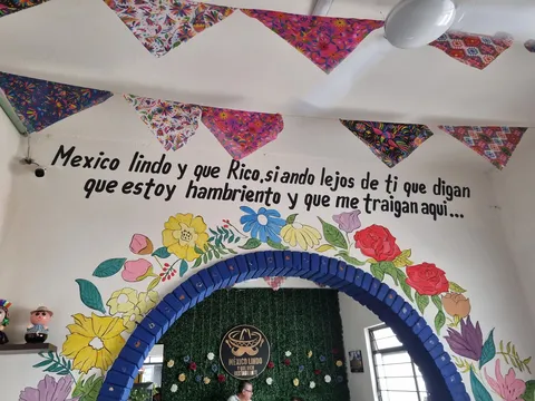 México Lindo Restaurante image 5