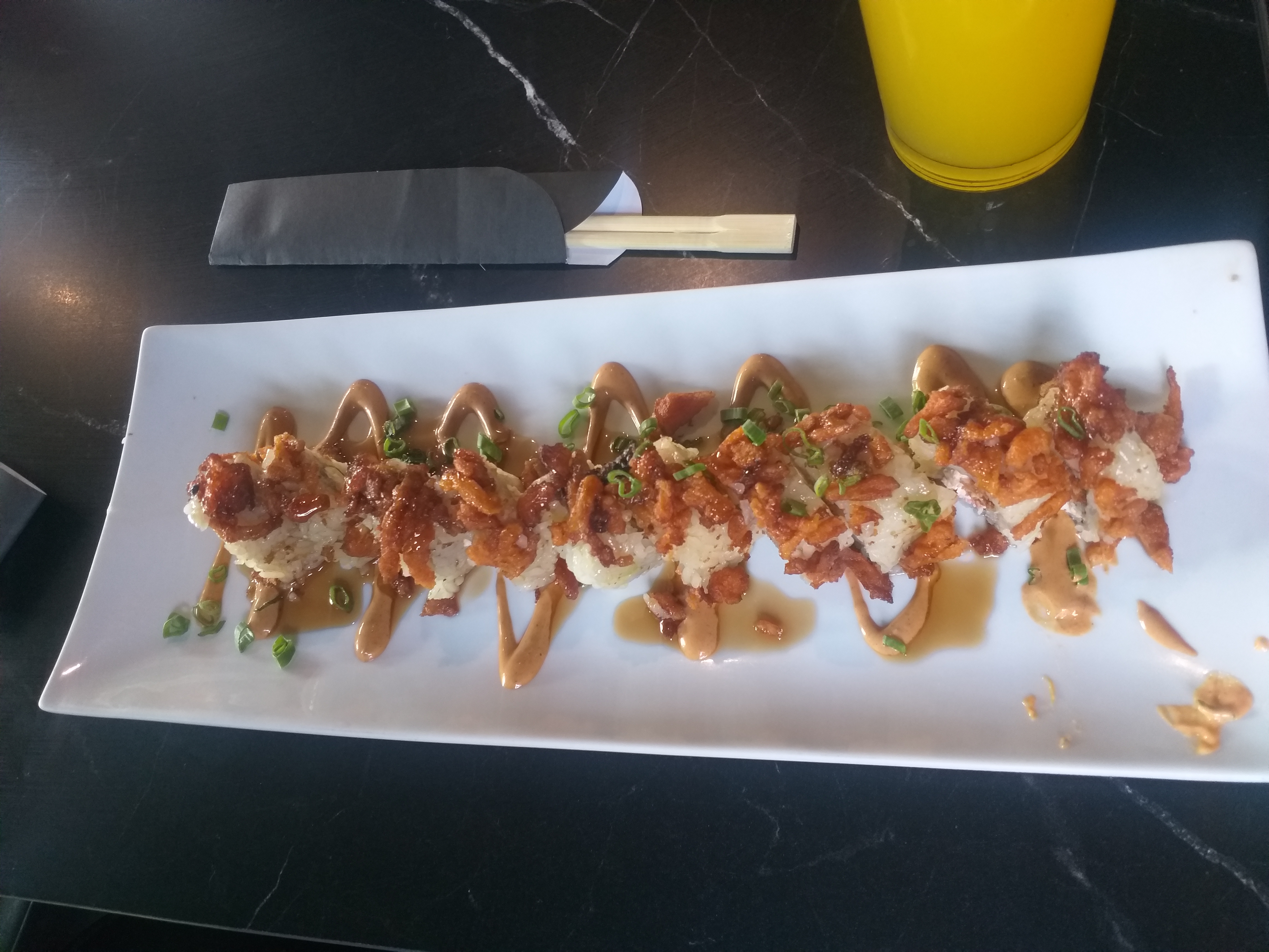 Domu Sushi Bar image 4